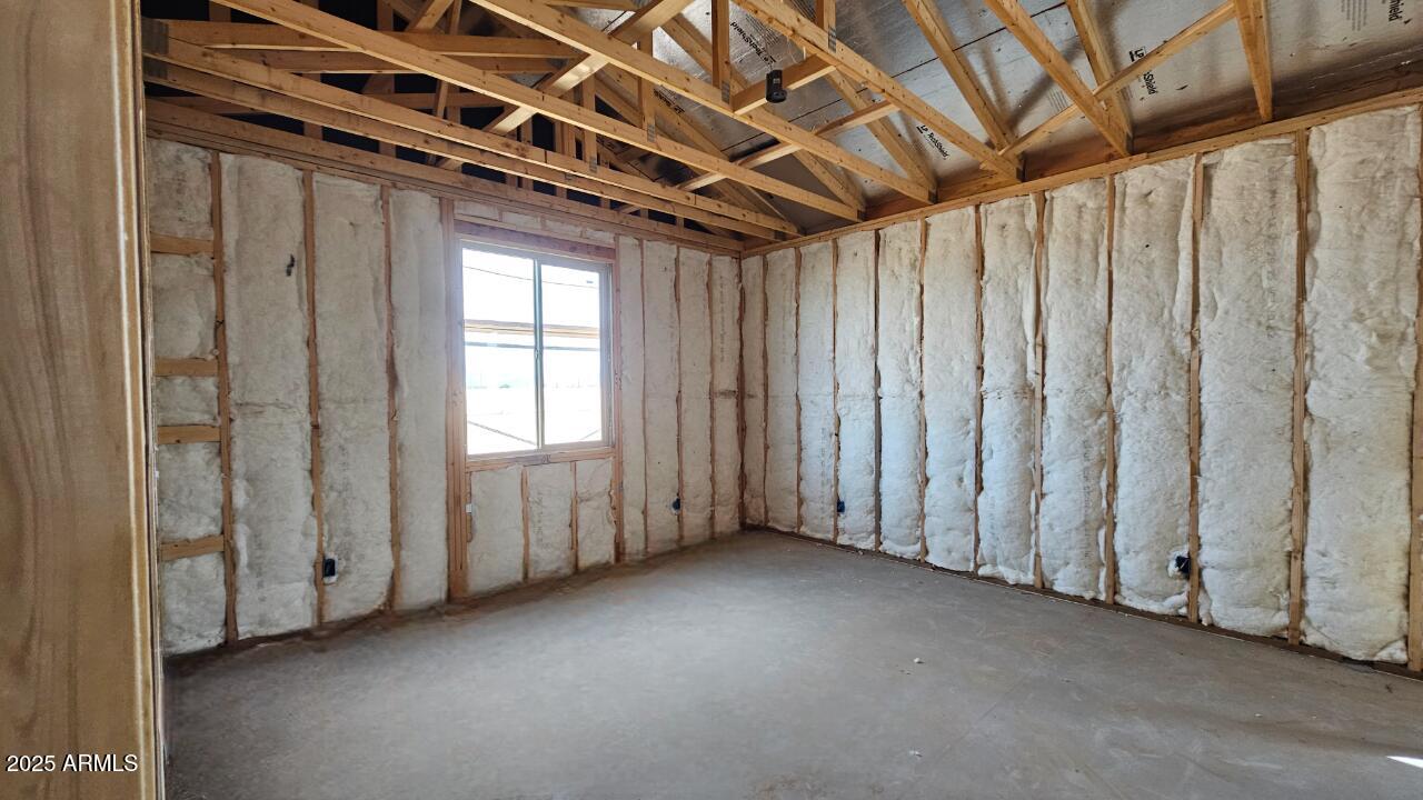 6512 E FIDDLENECK Way