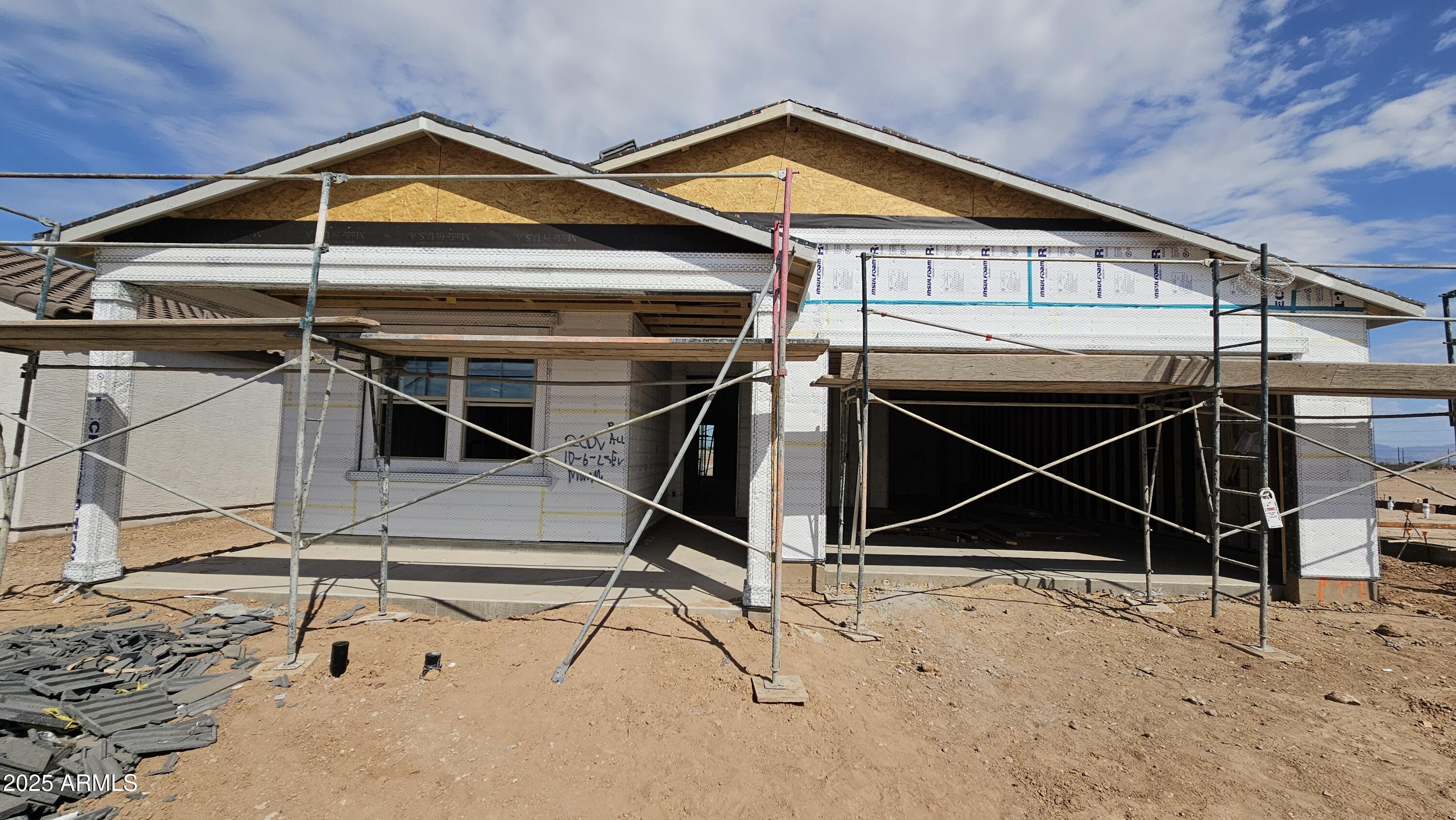 6512 E FIDDLENECK Way