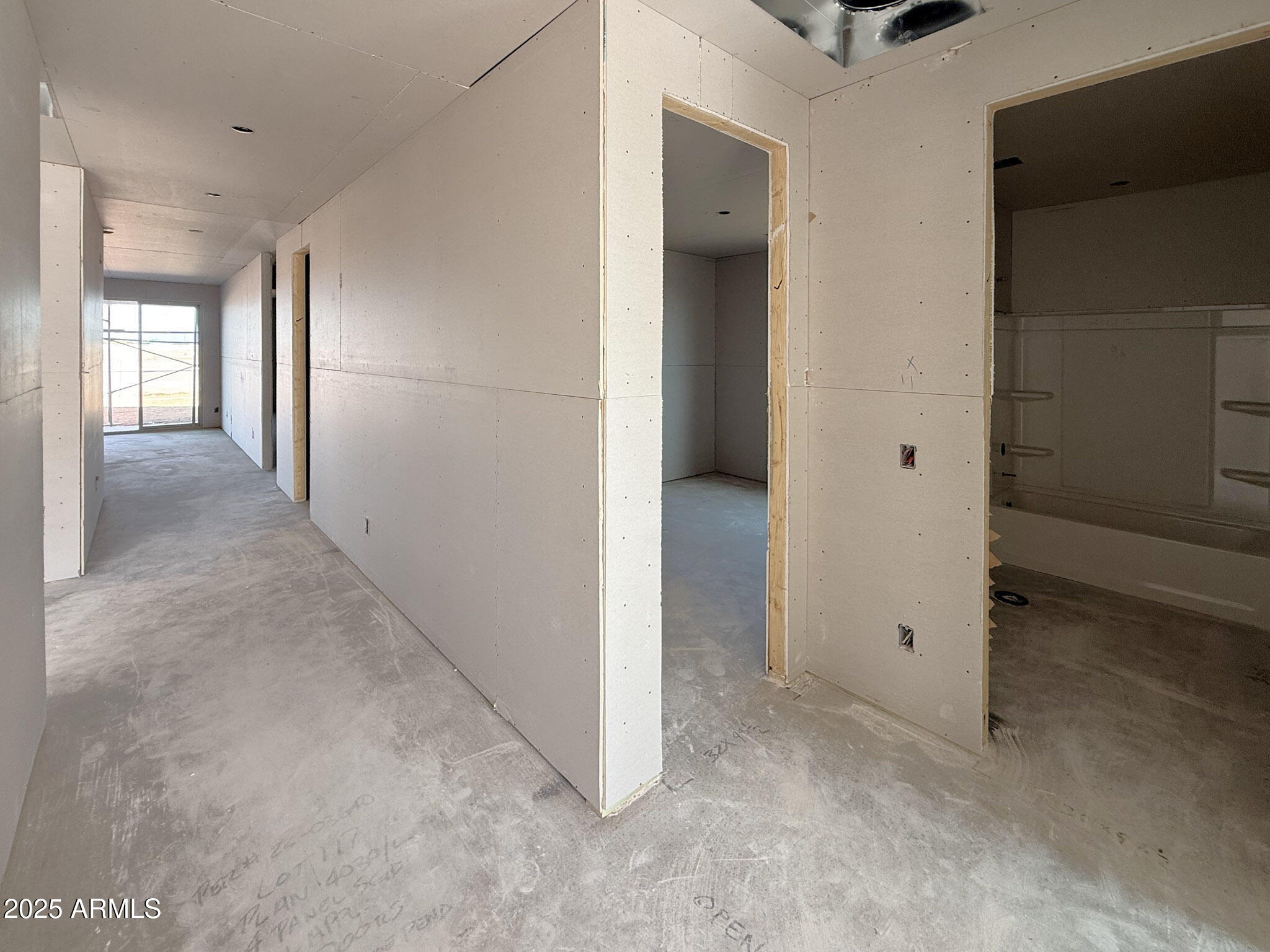 6526 E FIDDLENECK Way