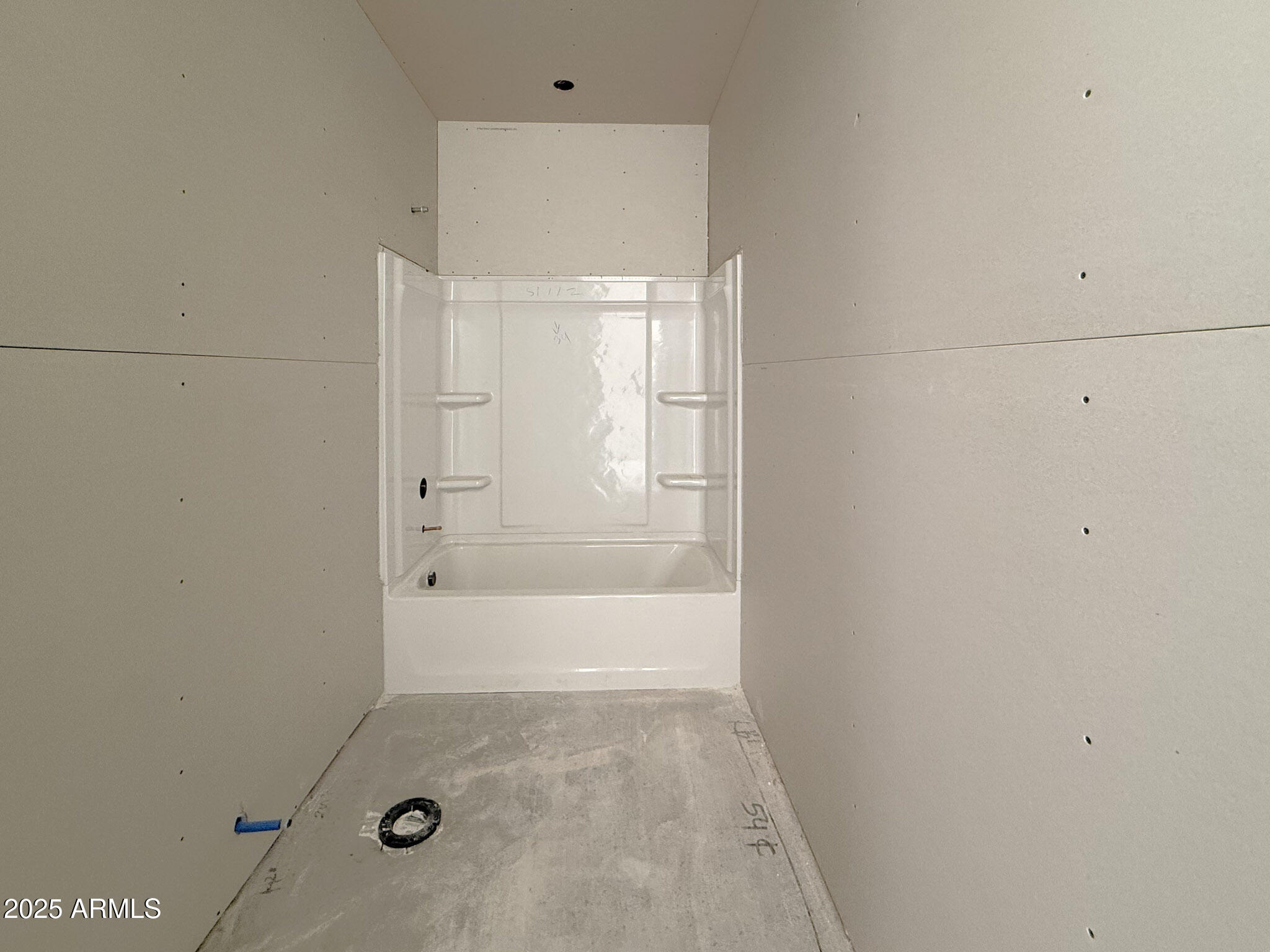 6526 E FIDDLENECK Way