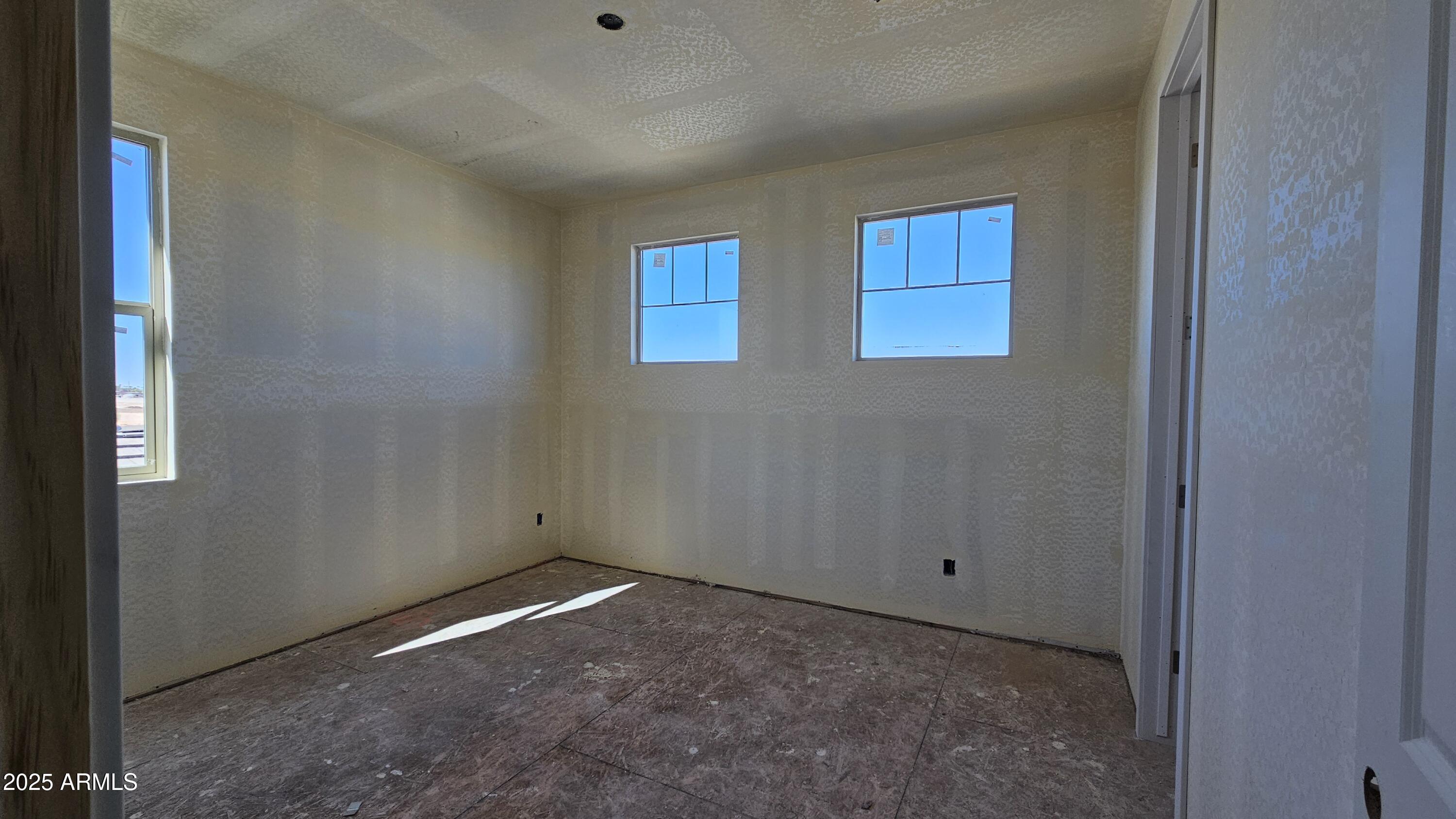 6513 E FIDDLENECK Way