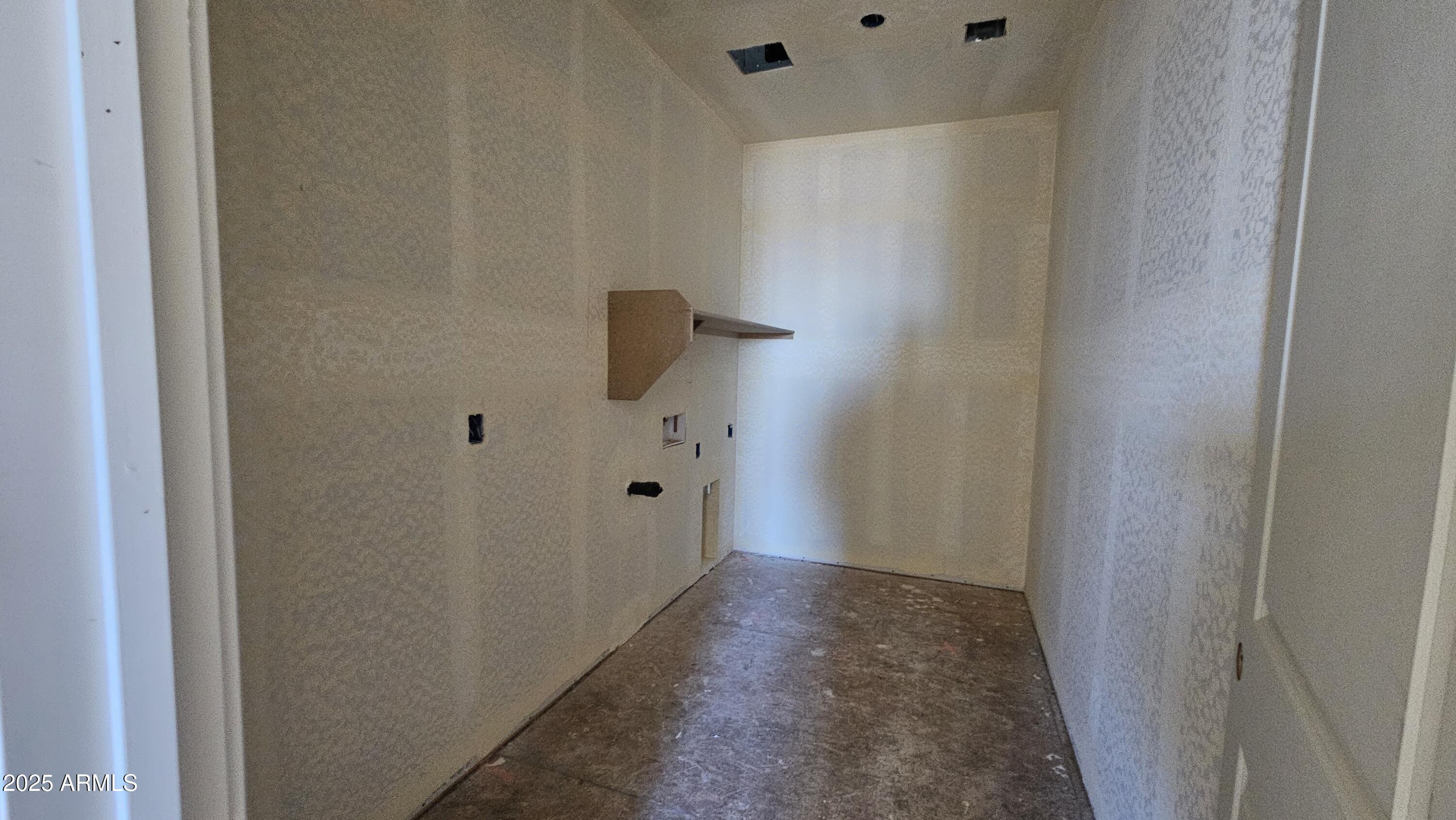 6513 E FIDDLENECK Way