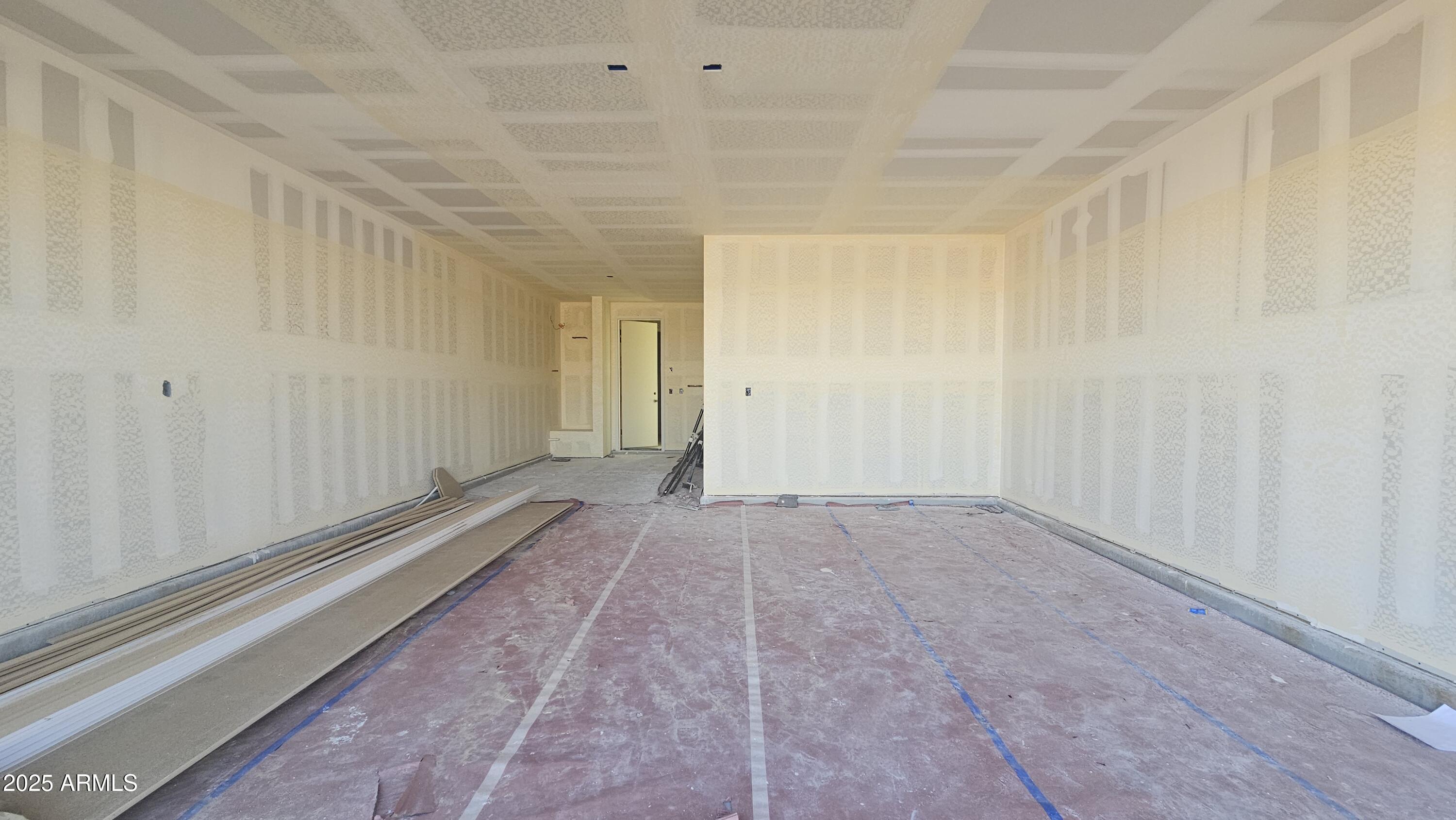 6513 E FIDDLENECK Way