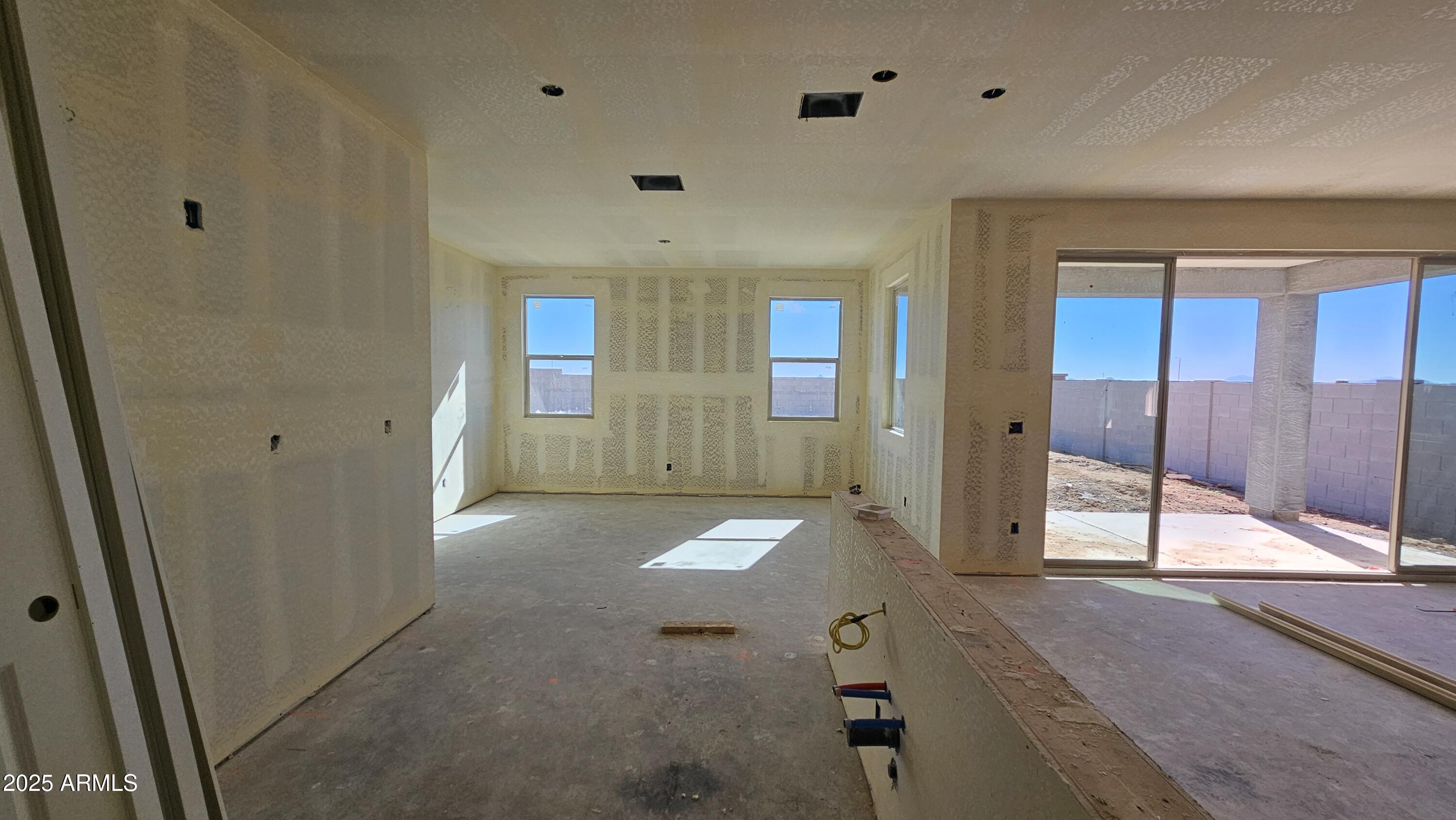 6513 E FIDDLENECK Way