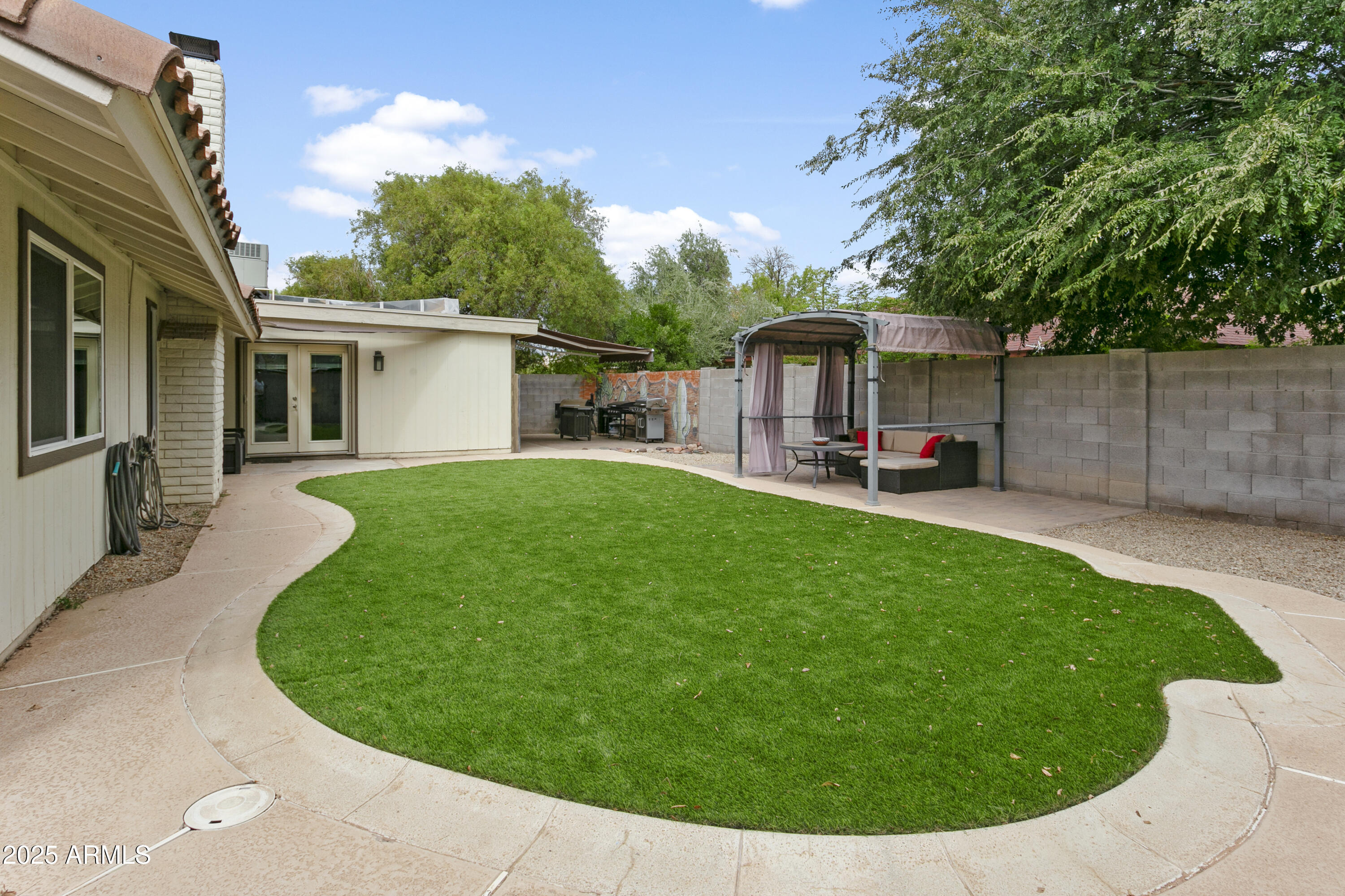 1808 W KEATING Avenue