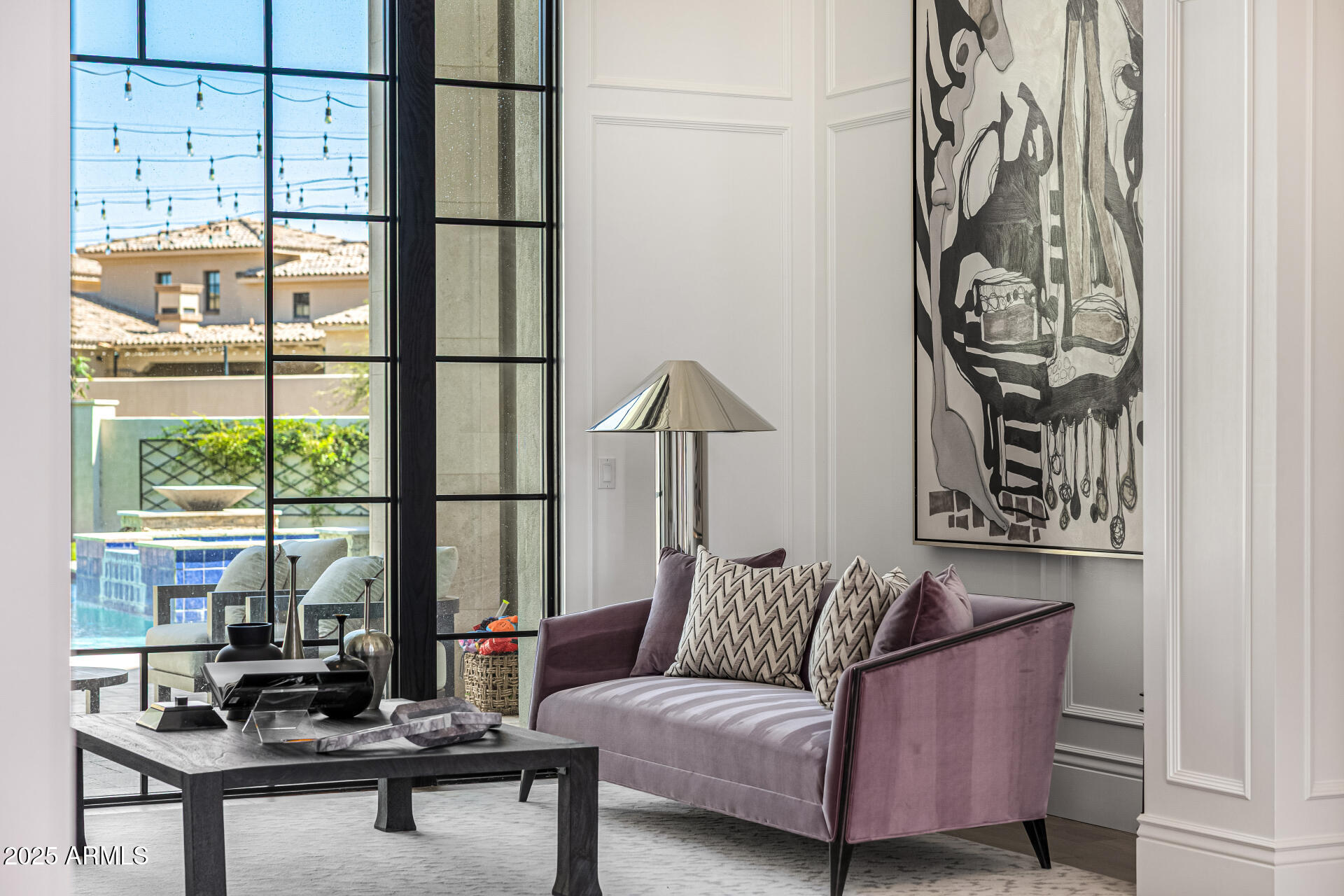 577 W HORSESHOE Place