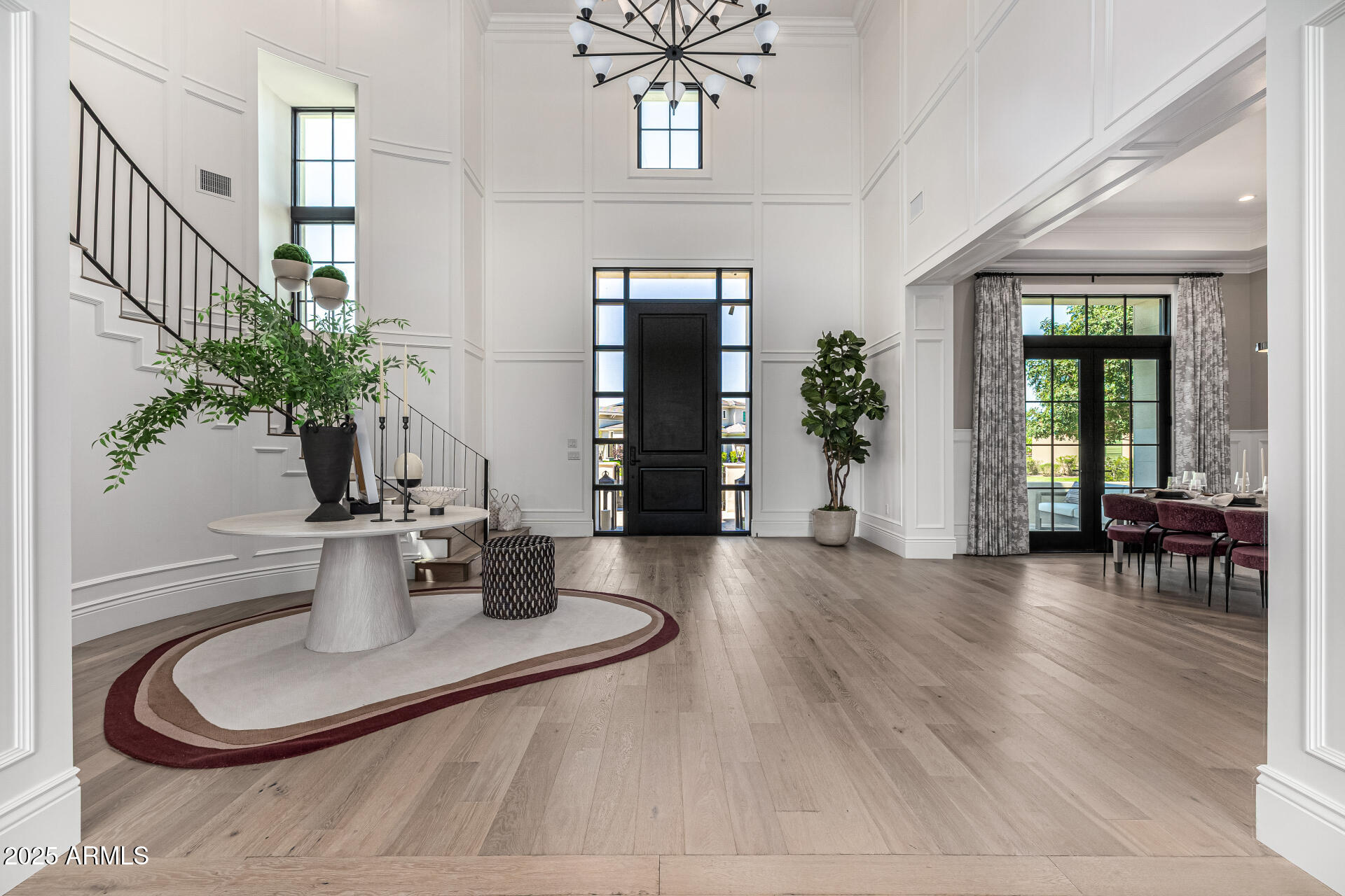 577 W HORSESHOE Place