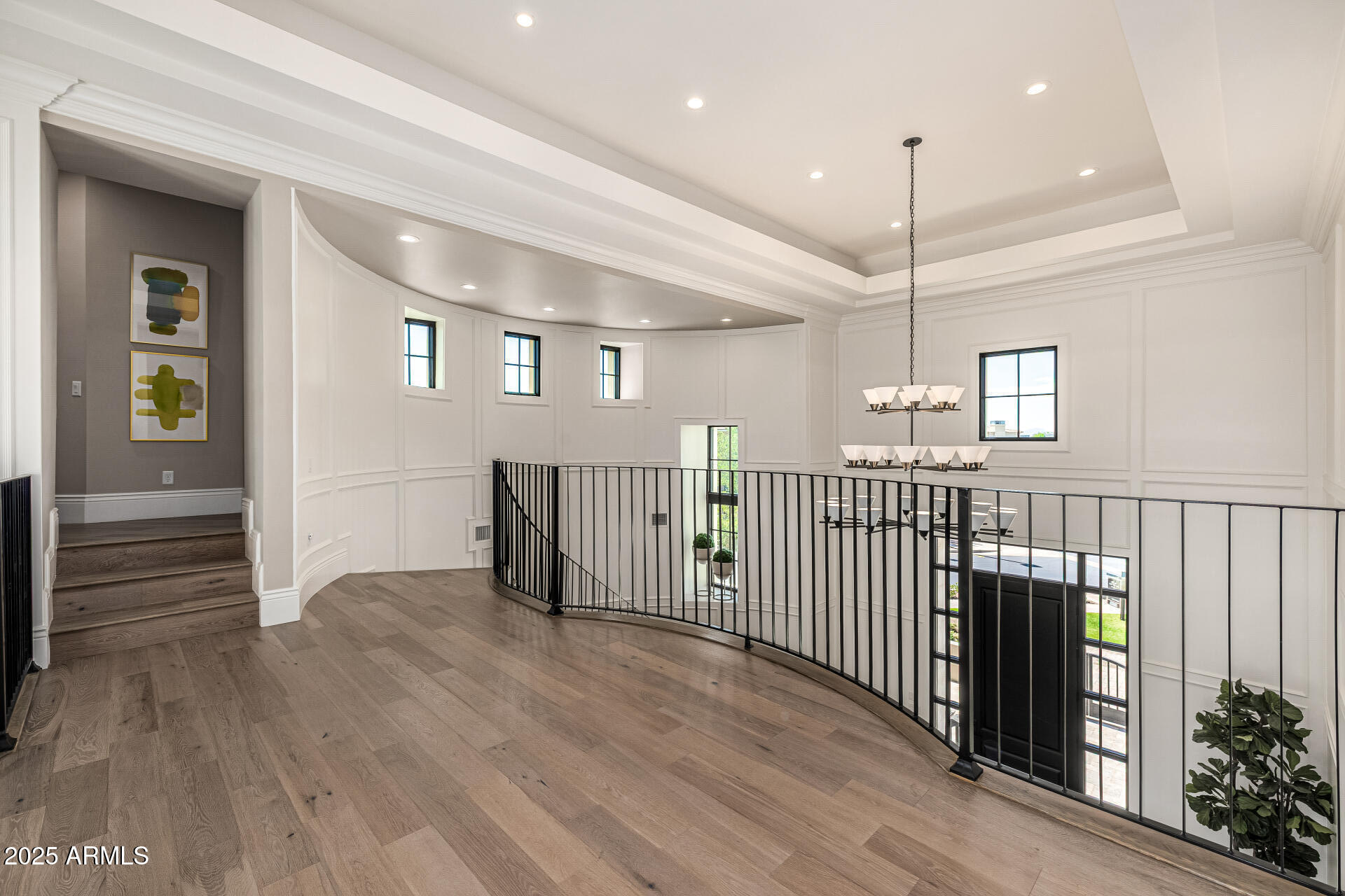 577 W HORSESHOE Place