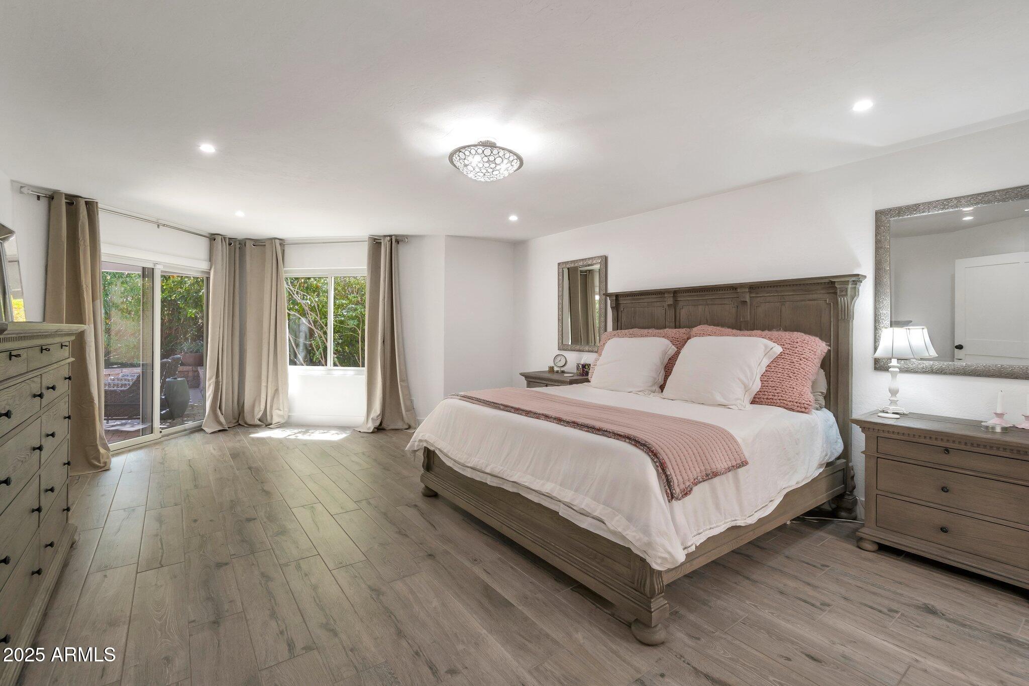 8719 E SAN MARINO Drive