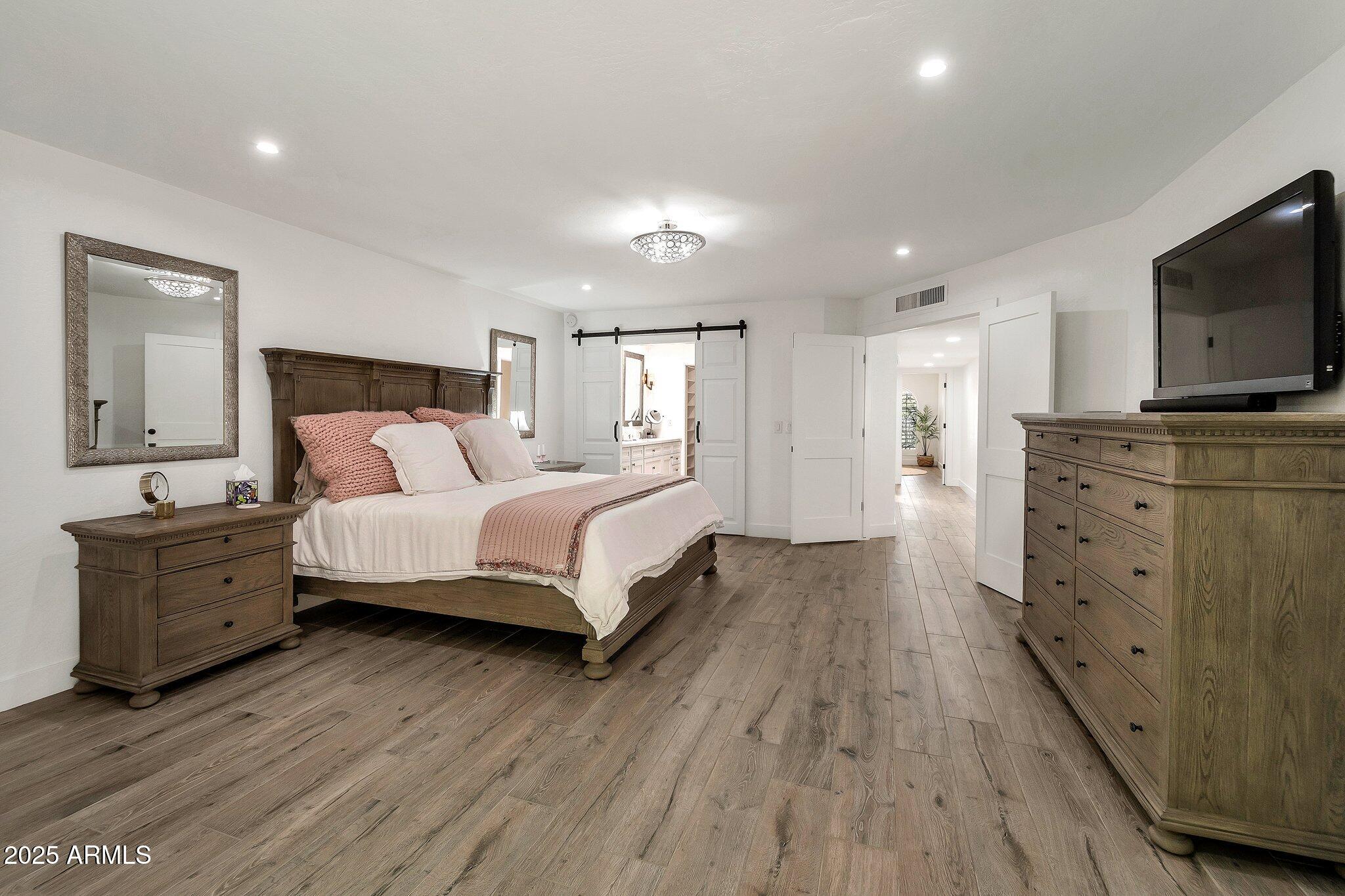 8719 E SAN MARINO Drive