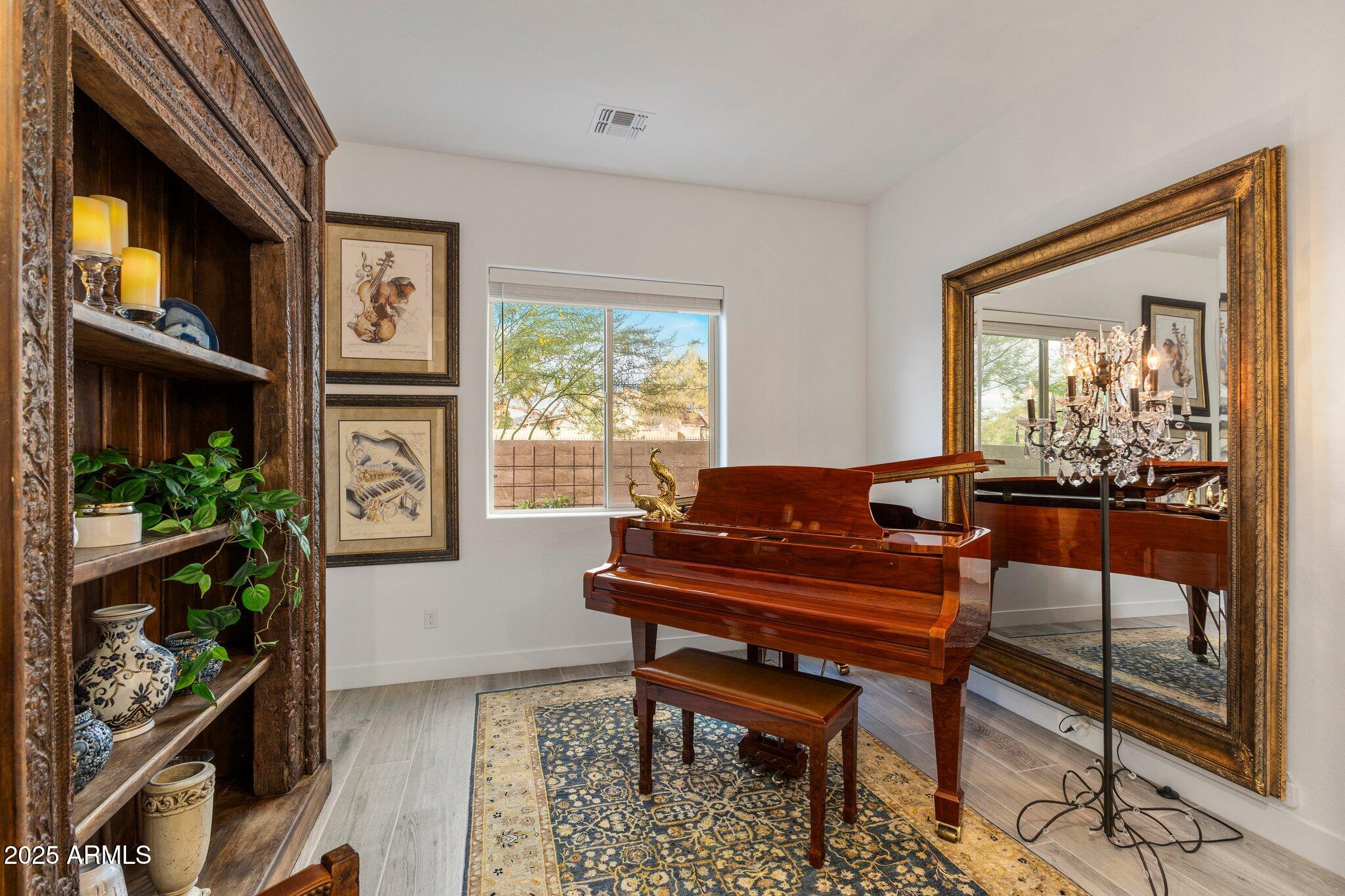 5931 E SIERRA MORENA Street