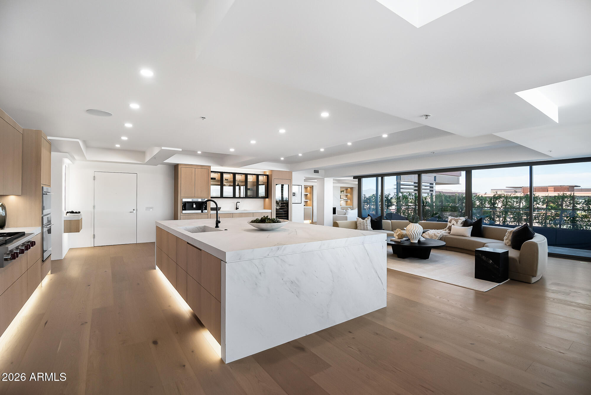 7157 E RANCHO VISTA Drive, 7006