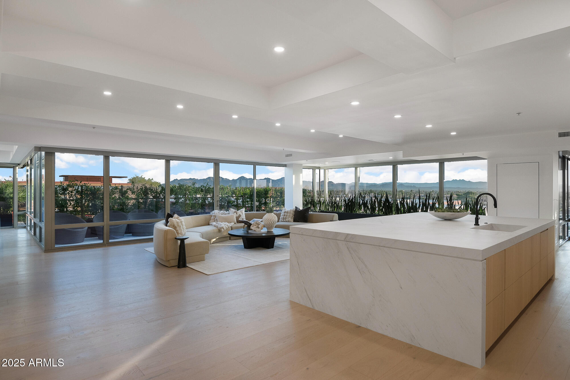 7157 E RANCHO VISTA Drive, 7006