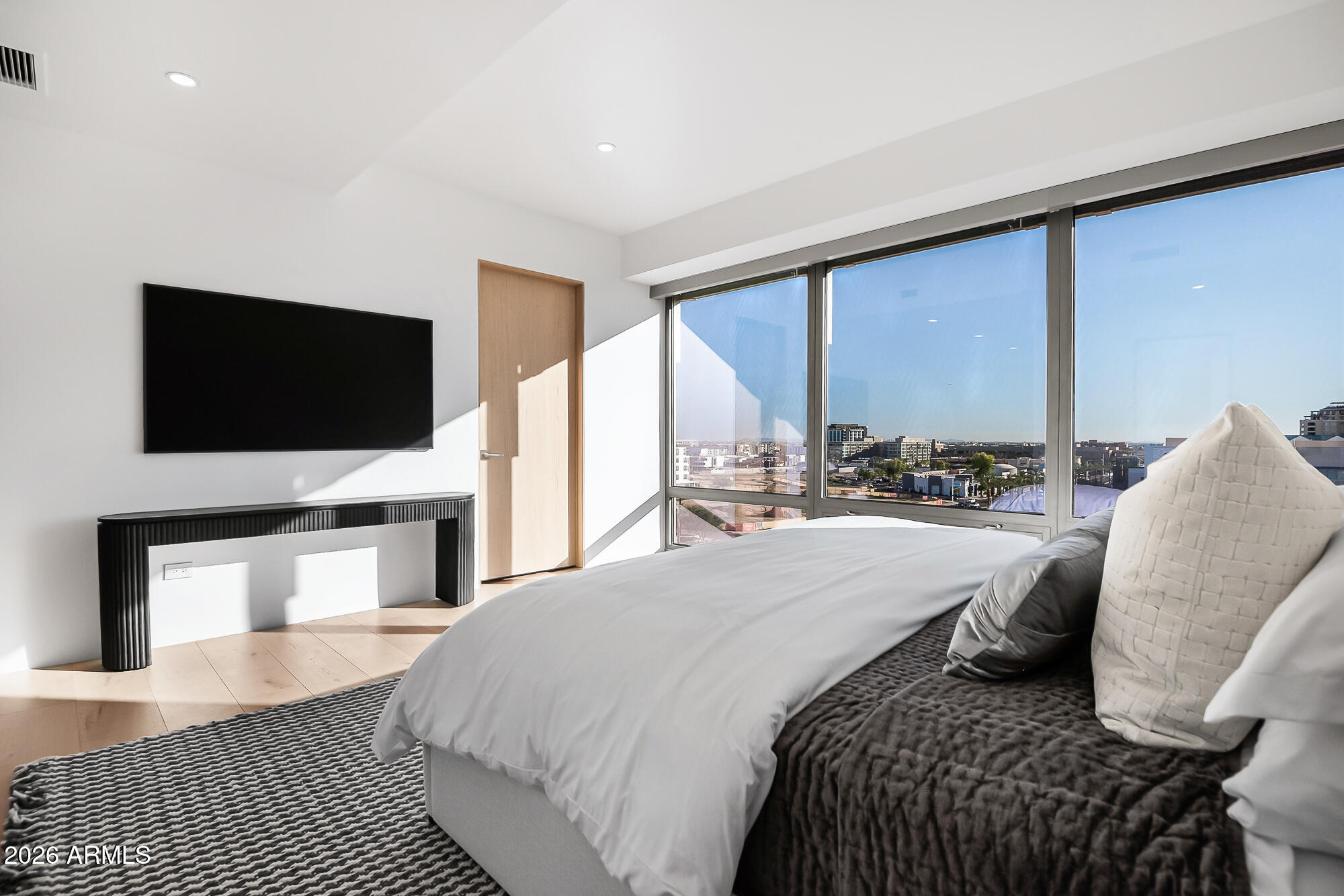 7157 E RANCHO VISTA Drive, 7006