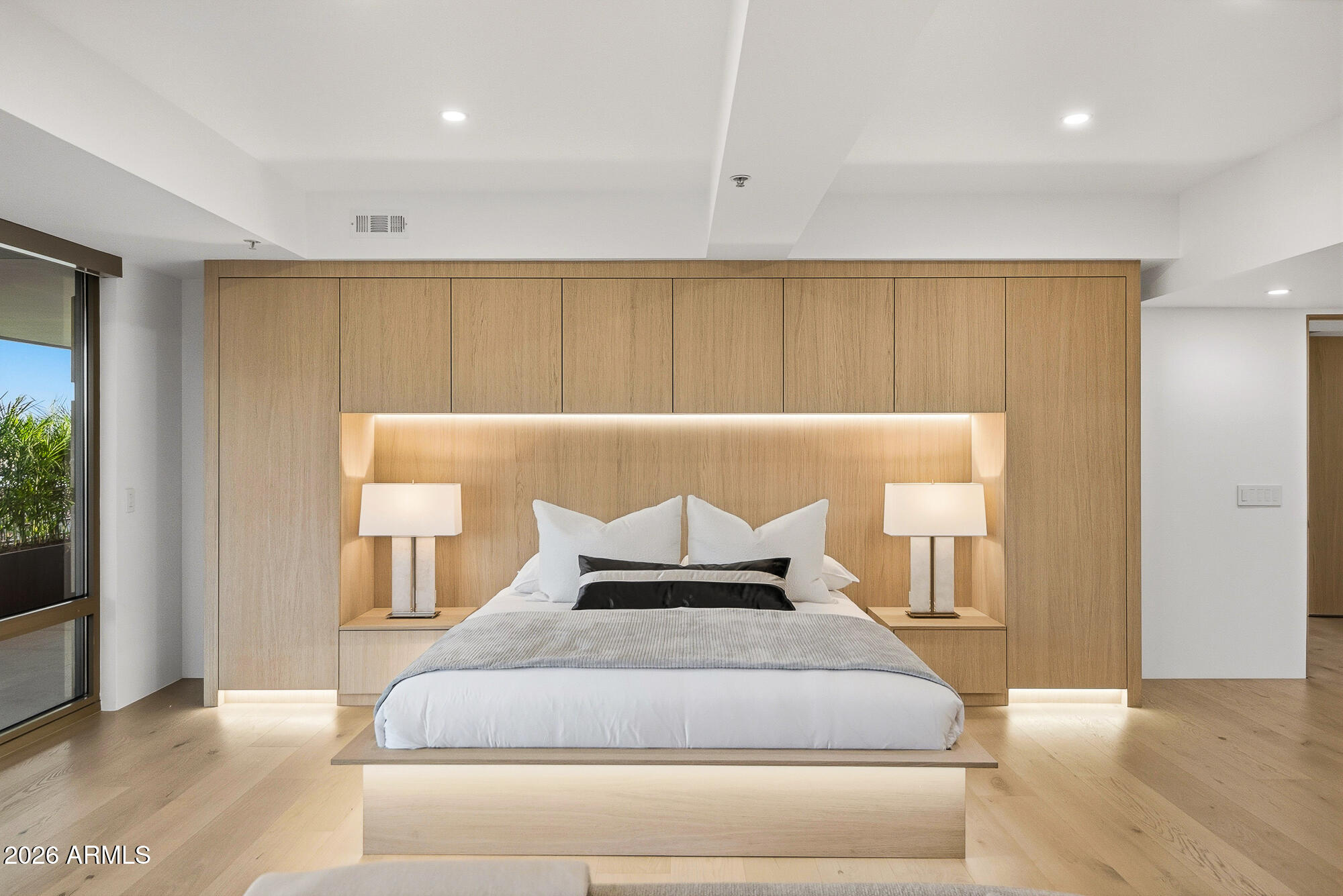 7157 E RANCHO VISTA Drive, 7006