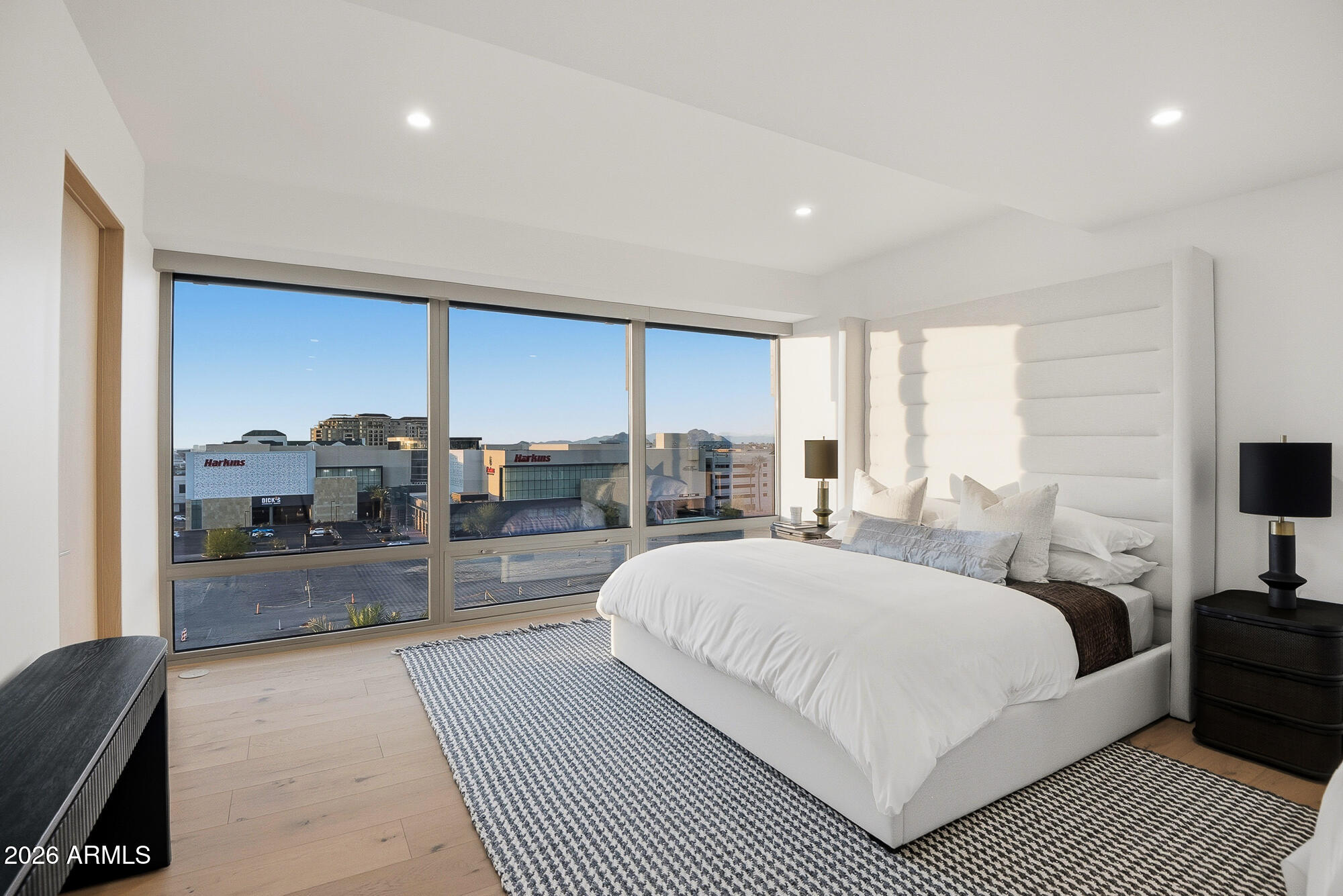 7157 E RANCHO VISTA Drive, 7006