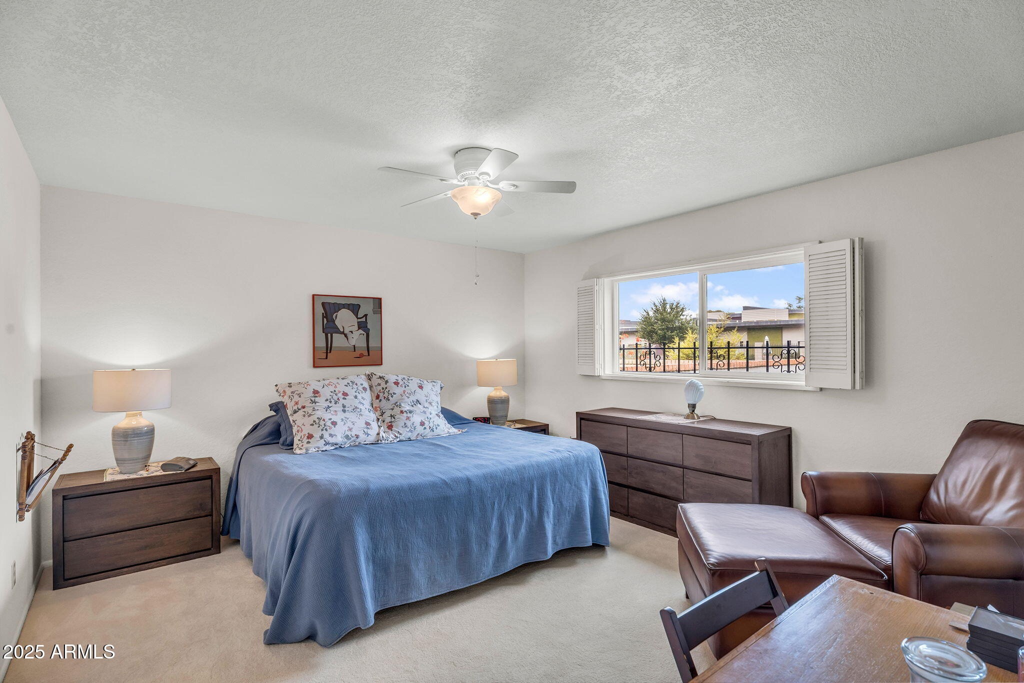 1515 W PALMAIRE Avenue