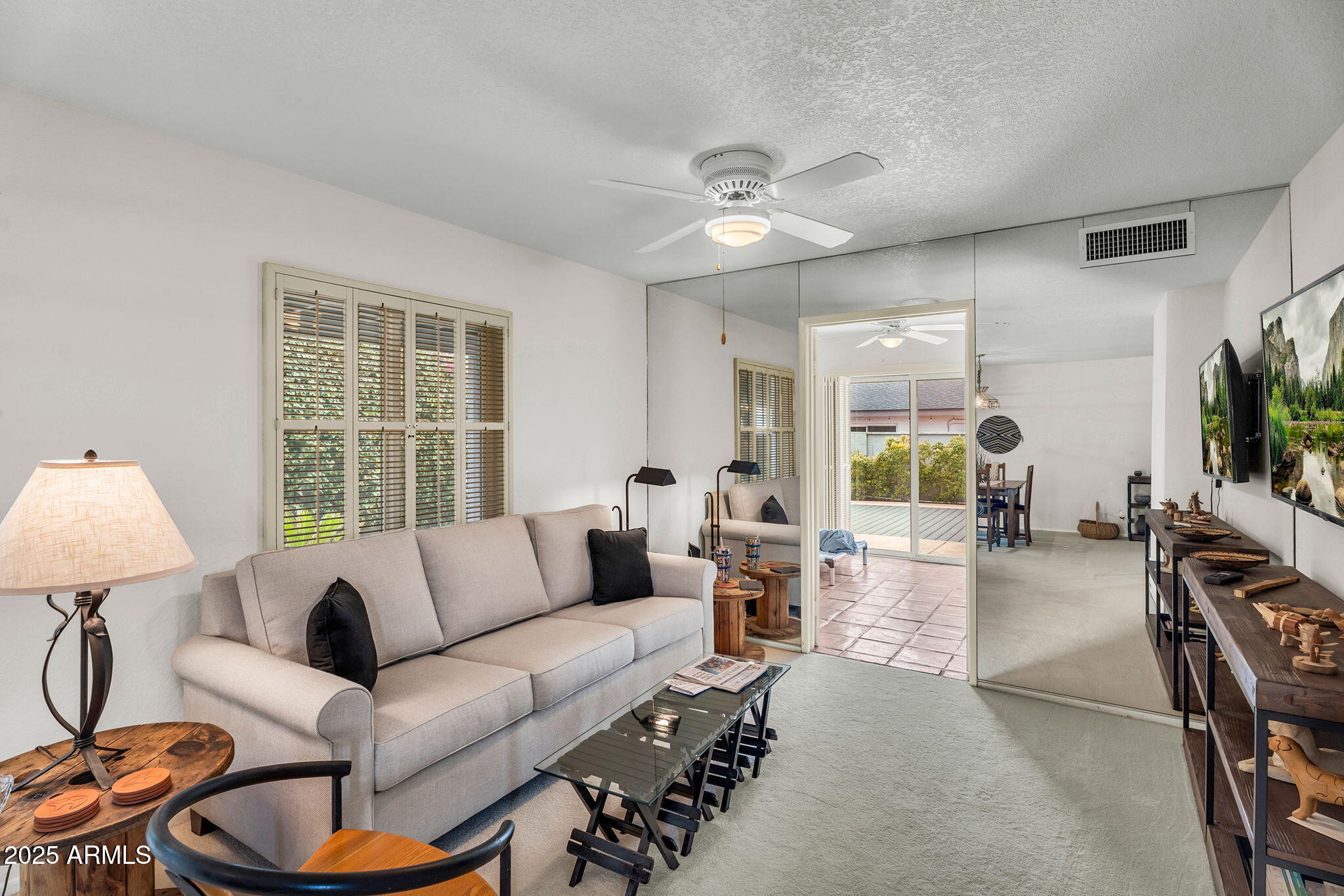 1515 W PALMAIRE Avenue