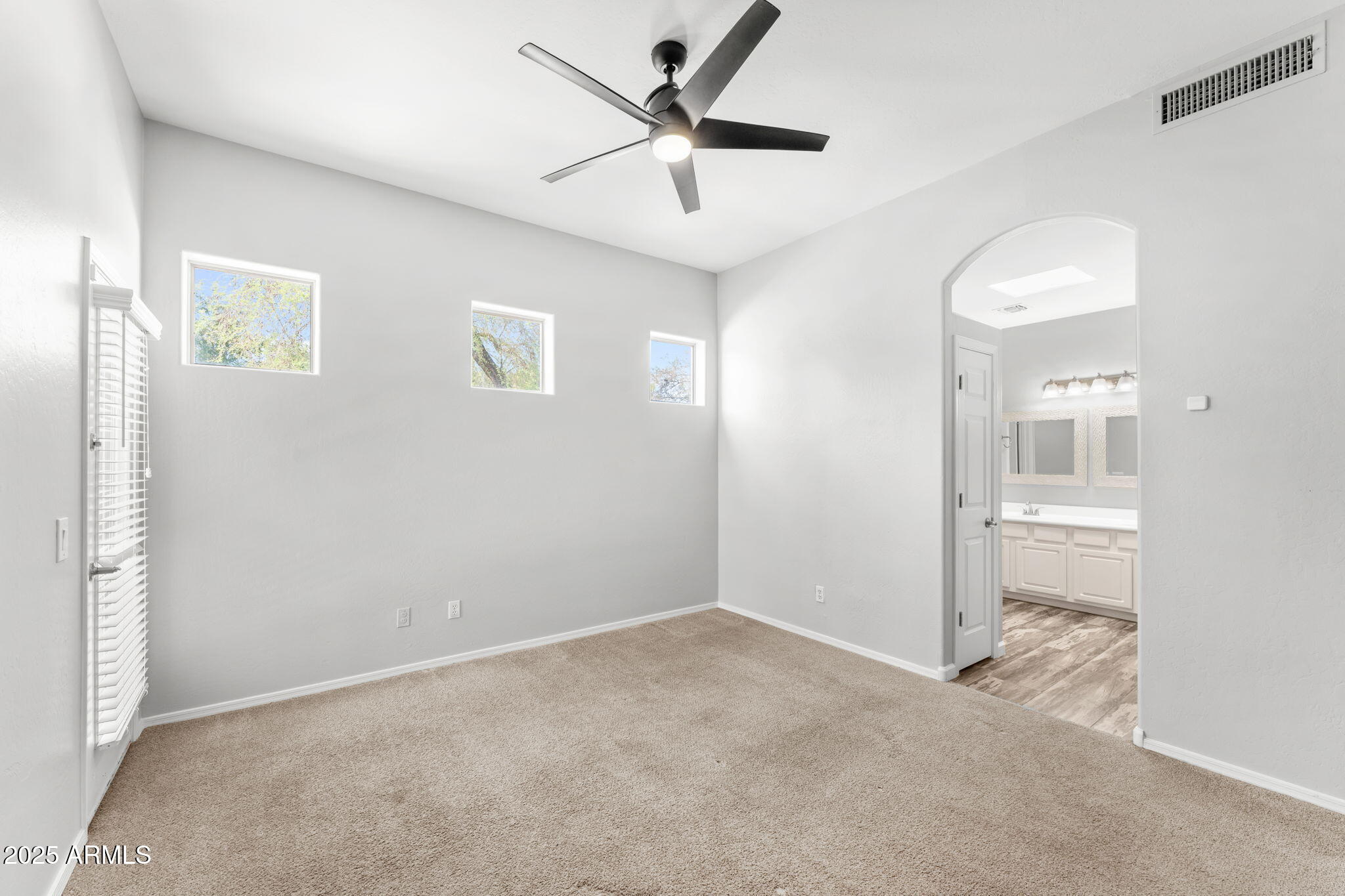 6382 W BLACKHAWK Drive