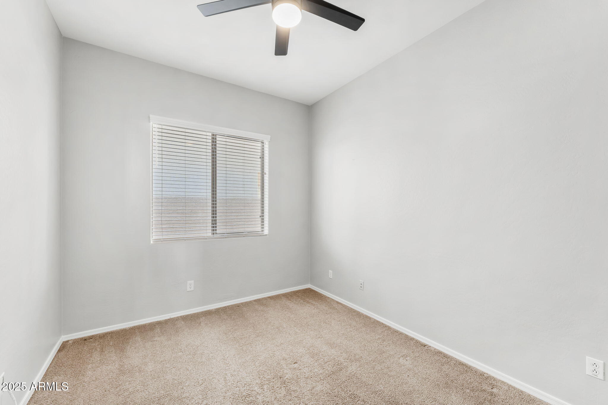 6382 W BLACKHAWK Drive