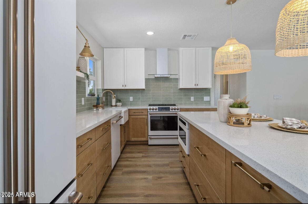 626 E PALOMINO Drive