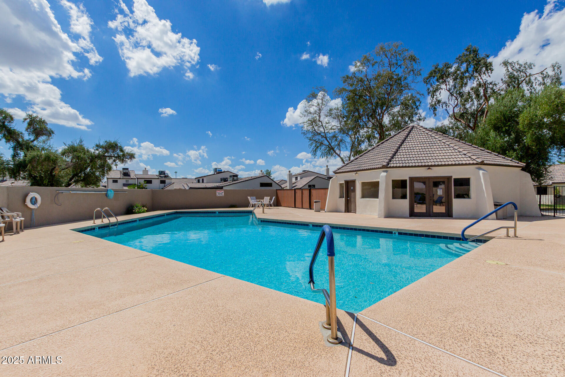 1175 E BELMONT Avenue