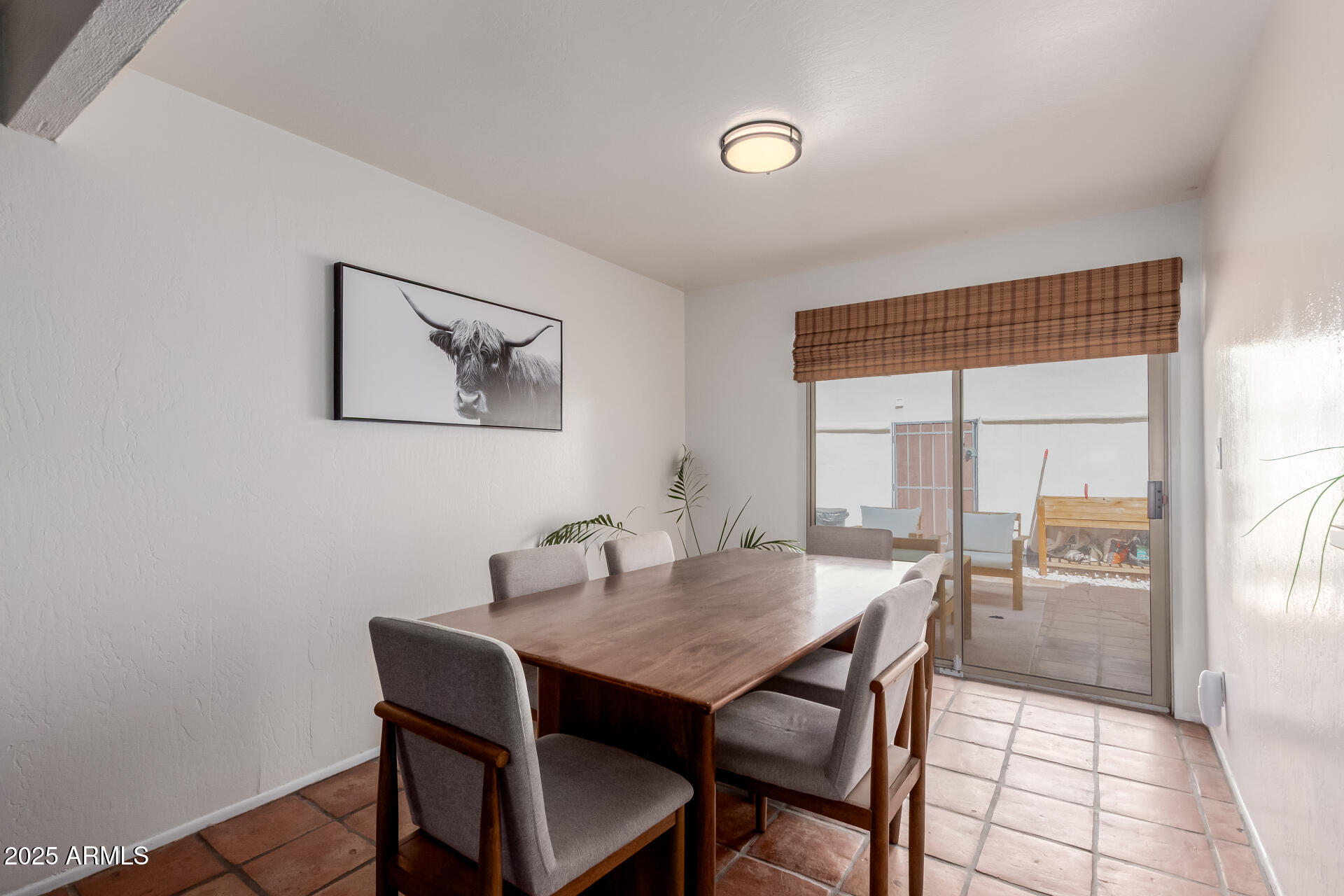 1175 E BELMONT Avenue