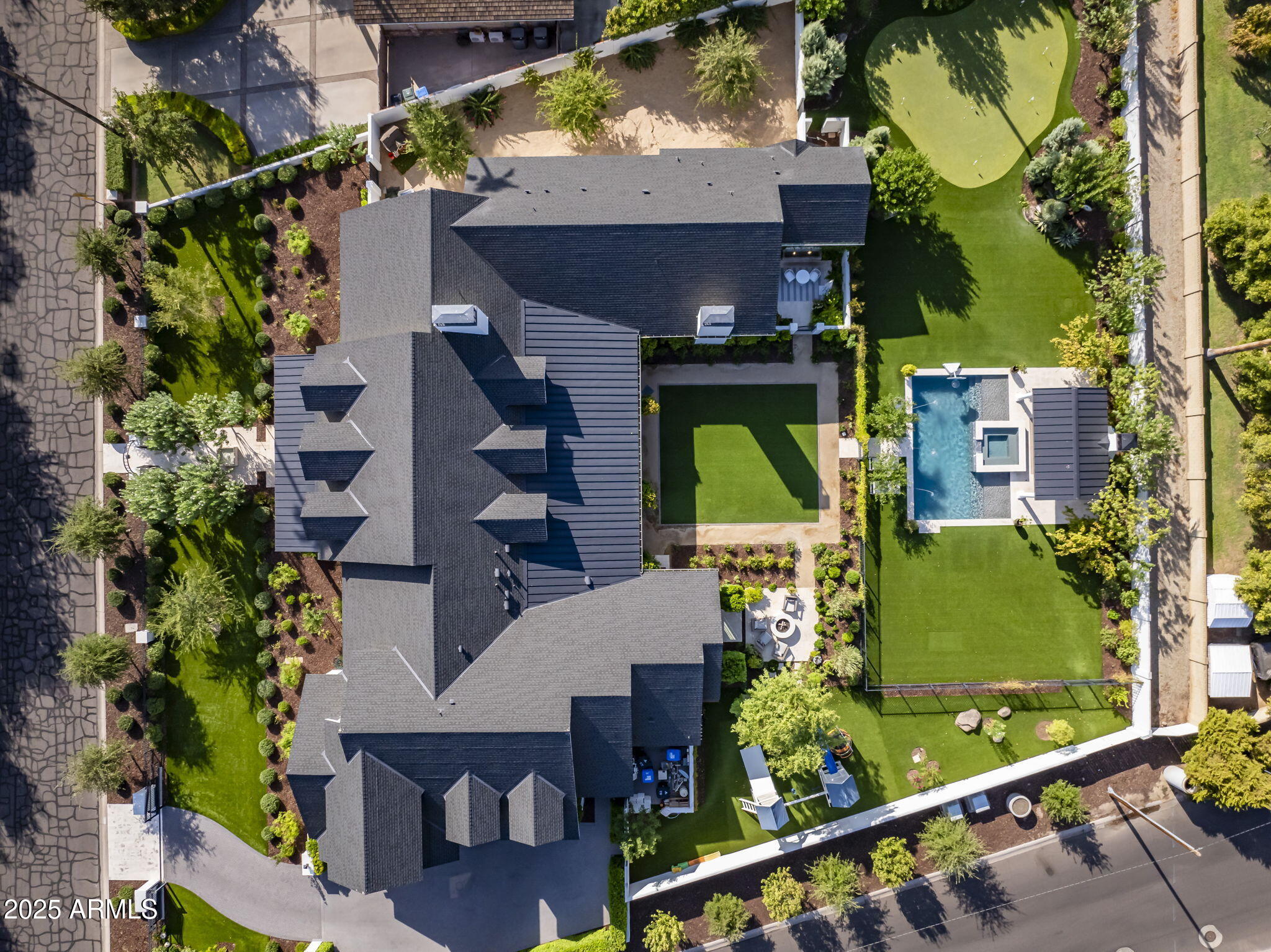 5144 E Calle Del Medio