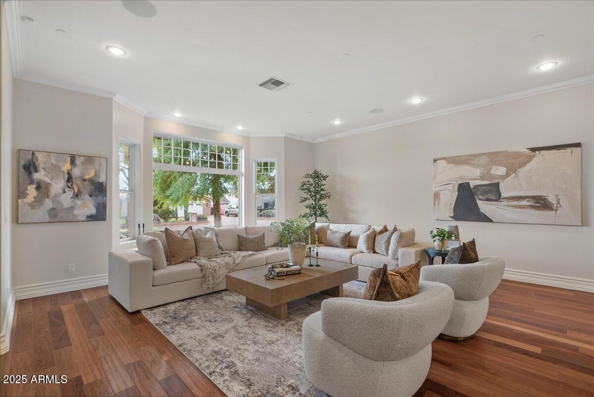 6522 E CALLE DEL MEDIA