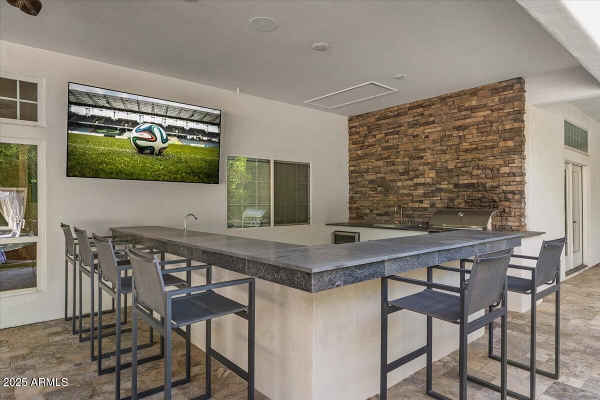 6522 E CALLE DEL MEDIA