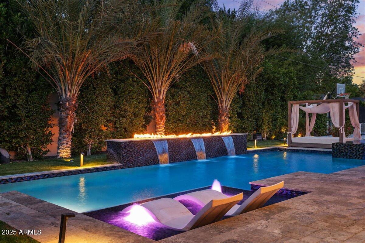 6522 E CALLE DEL MEDIA