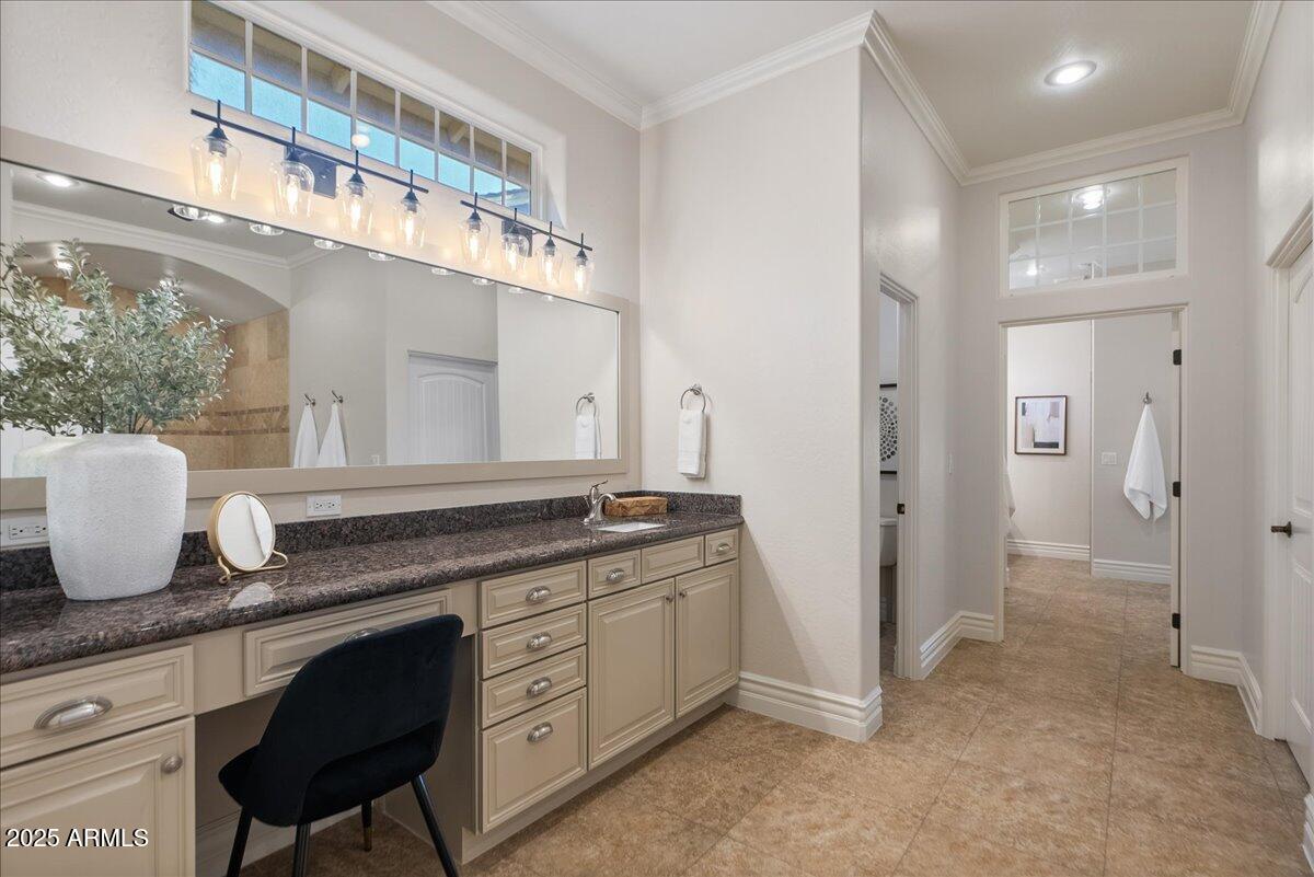 6522 E CALLE DEL MEDIA