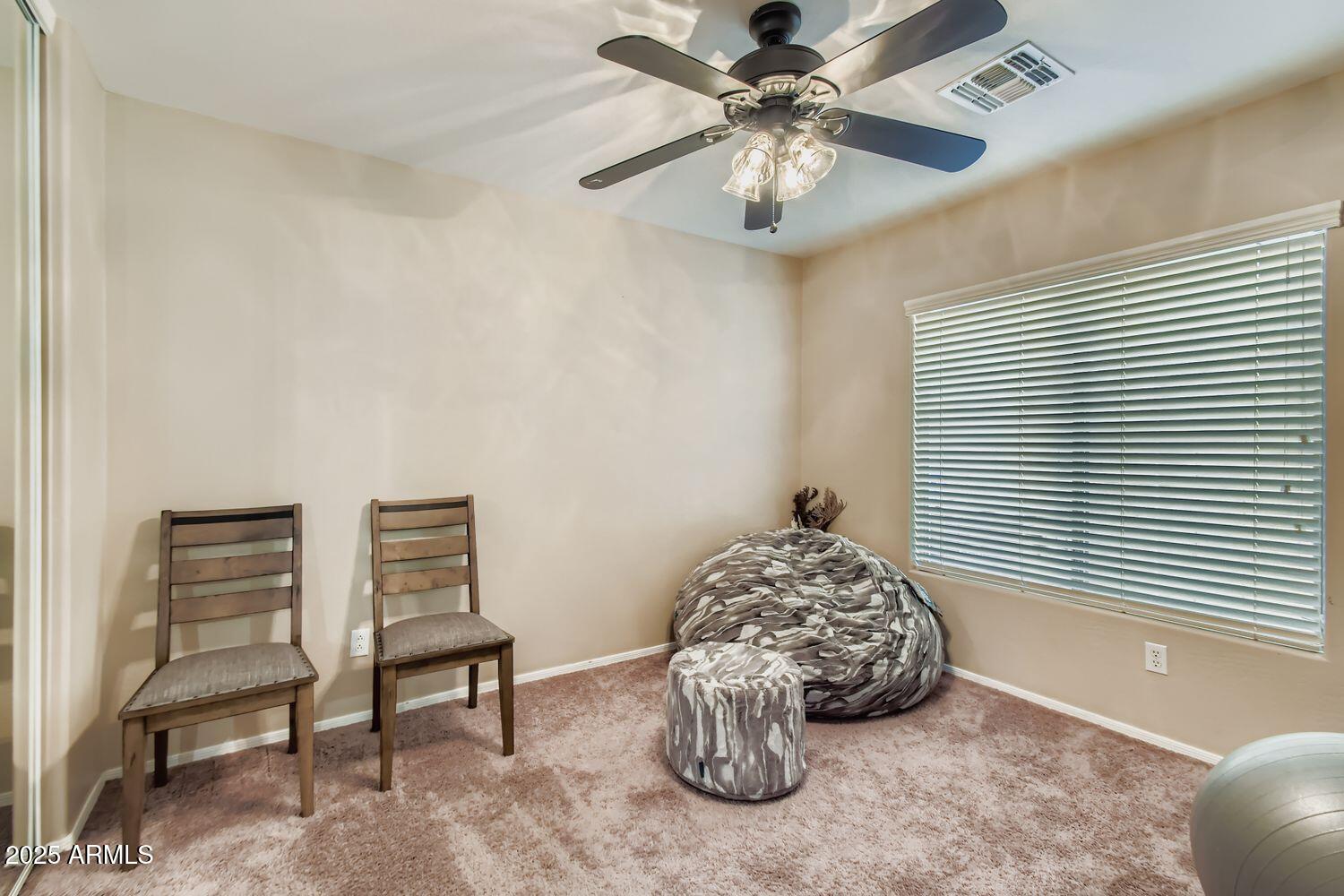 43283 W Maricopa Avenue