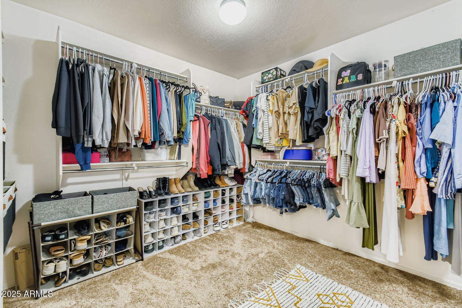 43283 W Maricopa Avenue