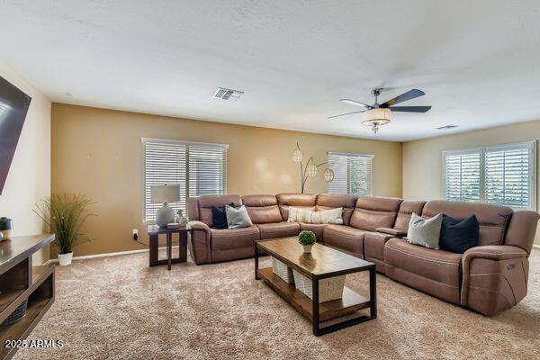 43283 W Maricopa Avenue