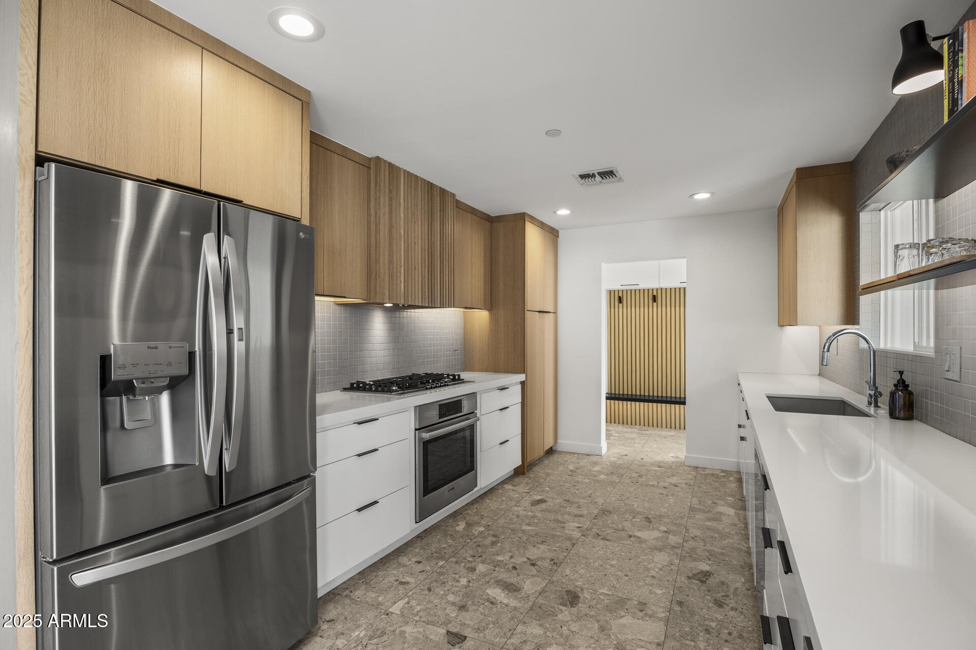 7502 E WINDSOR Avenue, Scottsdale