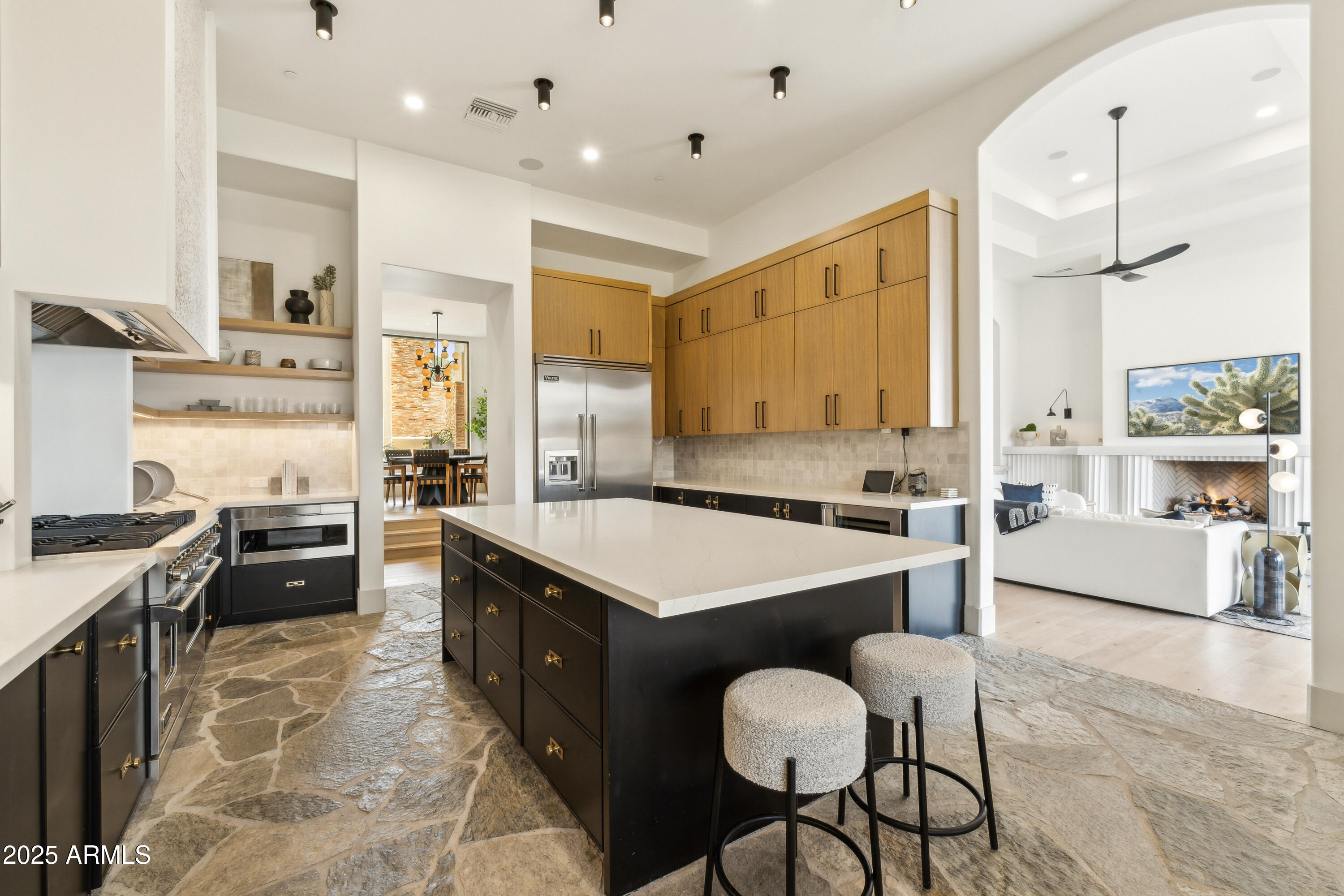 9732 N FIRERIDGE Trail