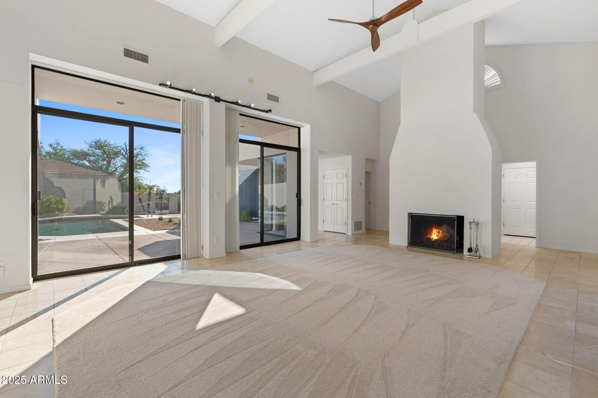 8510 E VISTA BONITA Drive