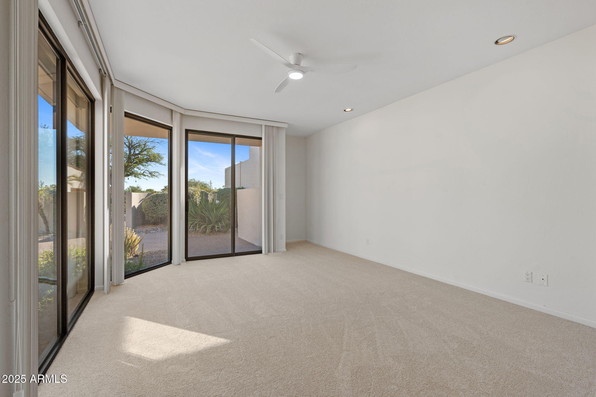 8510 E VISTA BONITA Drive