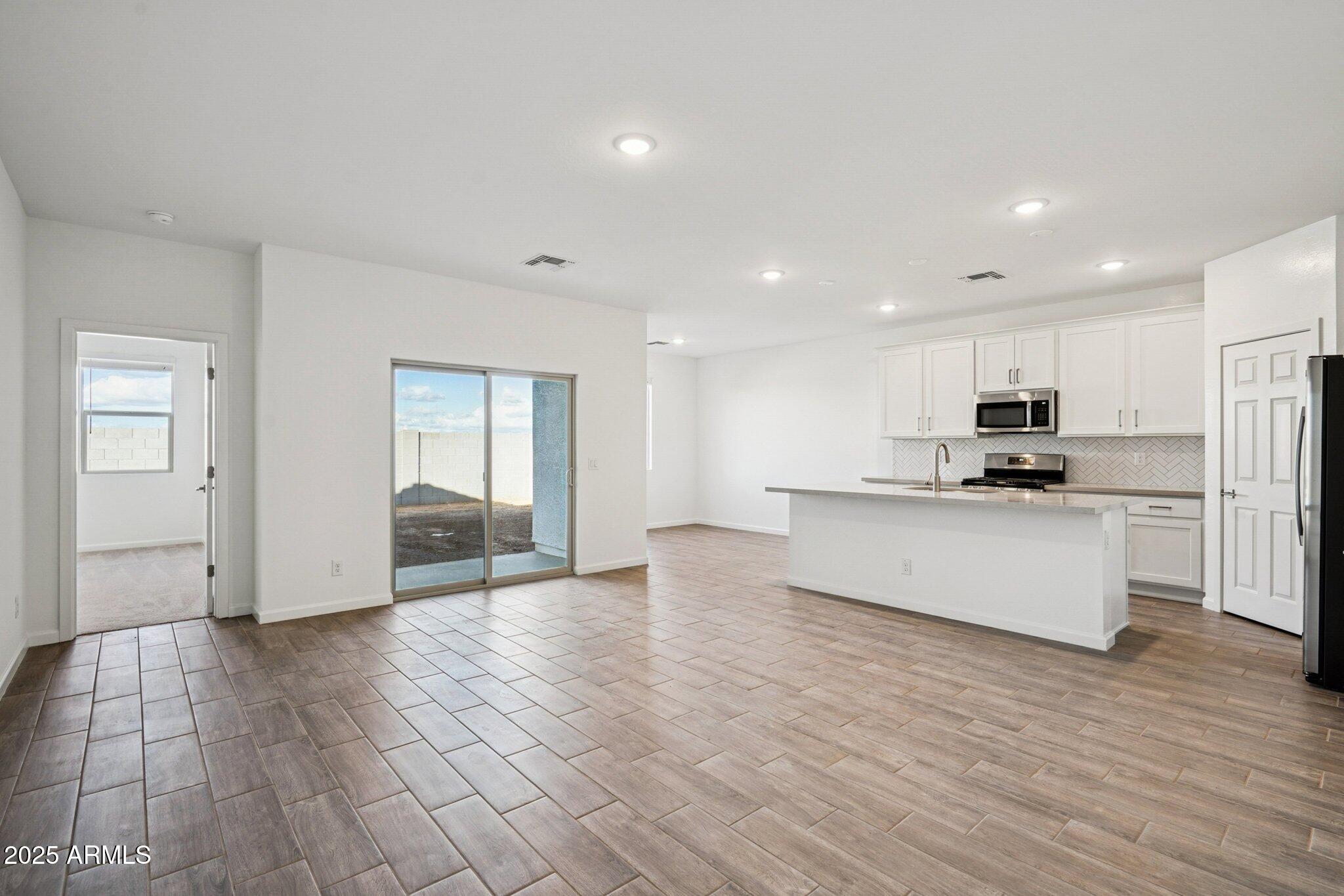 47678 W MOELLER Road