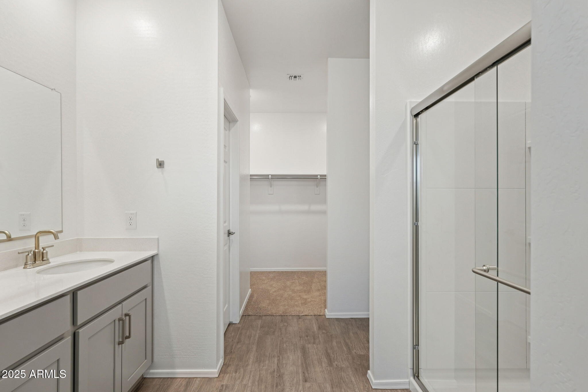 24152 W BOWKER Street