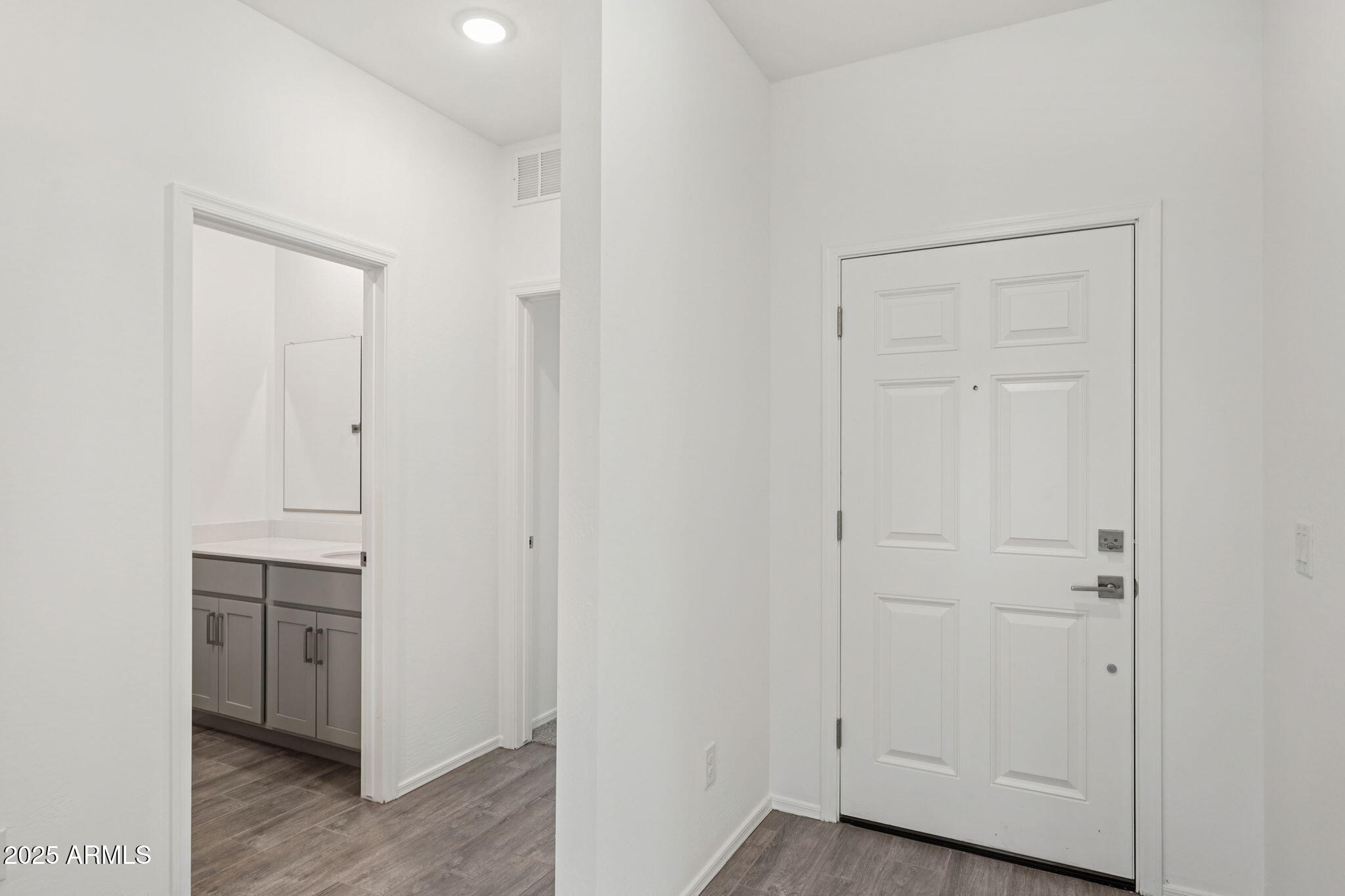 24152 W BOWKER Street