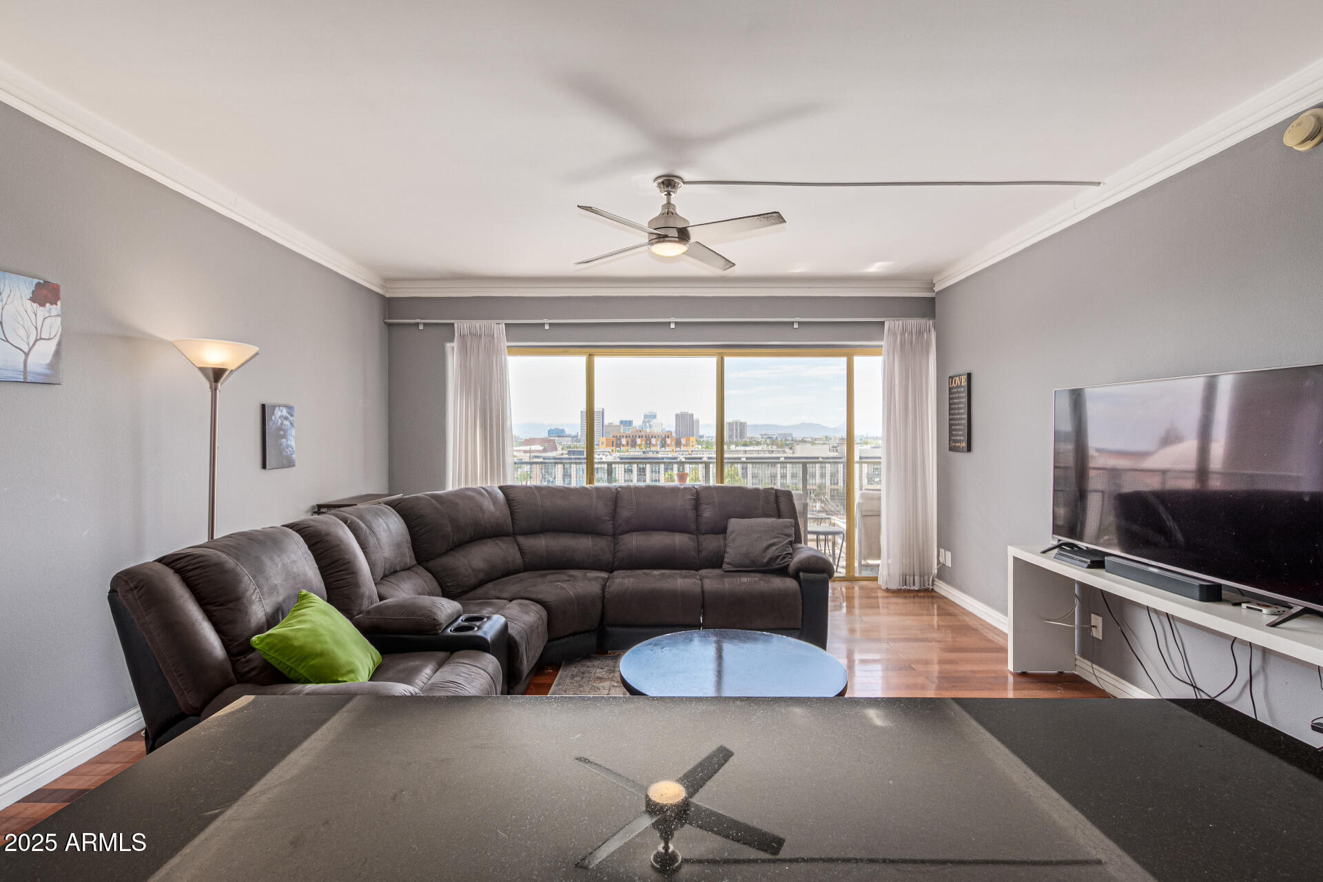 4750 N CENTRAL Avenue, 7B