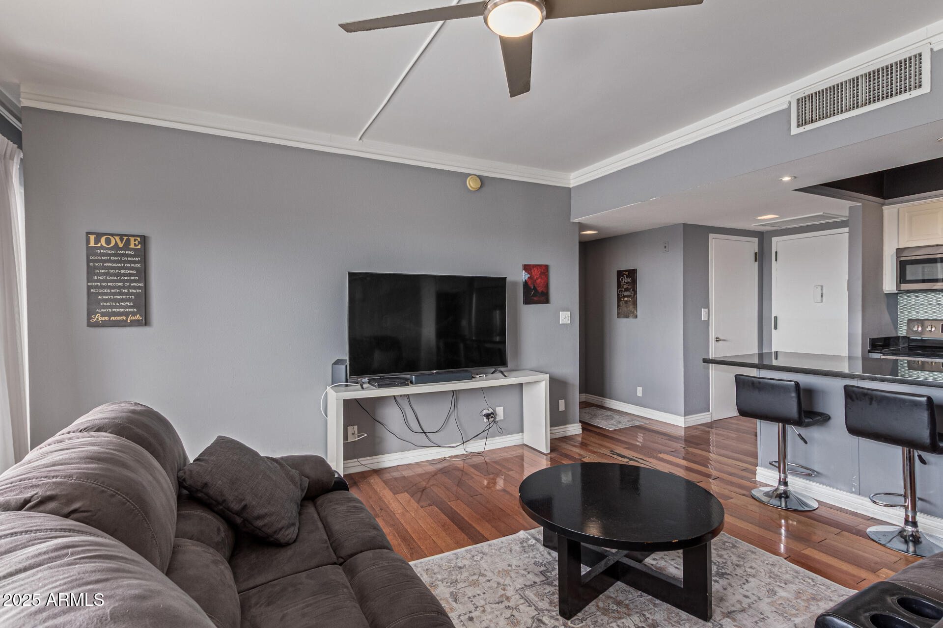 4750 N CENTRAL Avenue, 7B