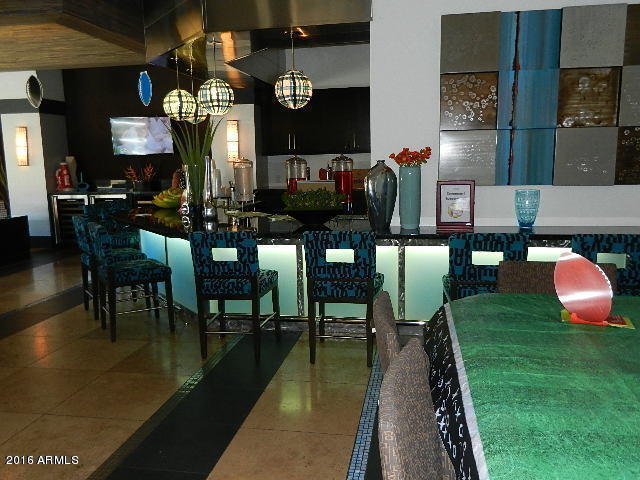 20100 N 78TH Place, 2203