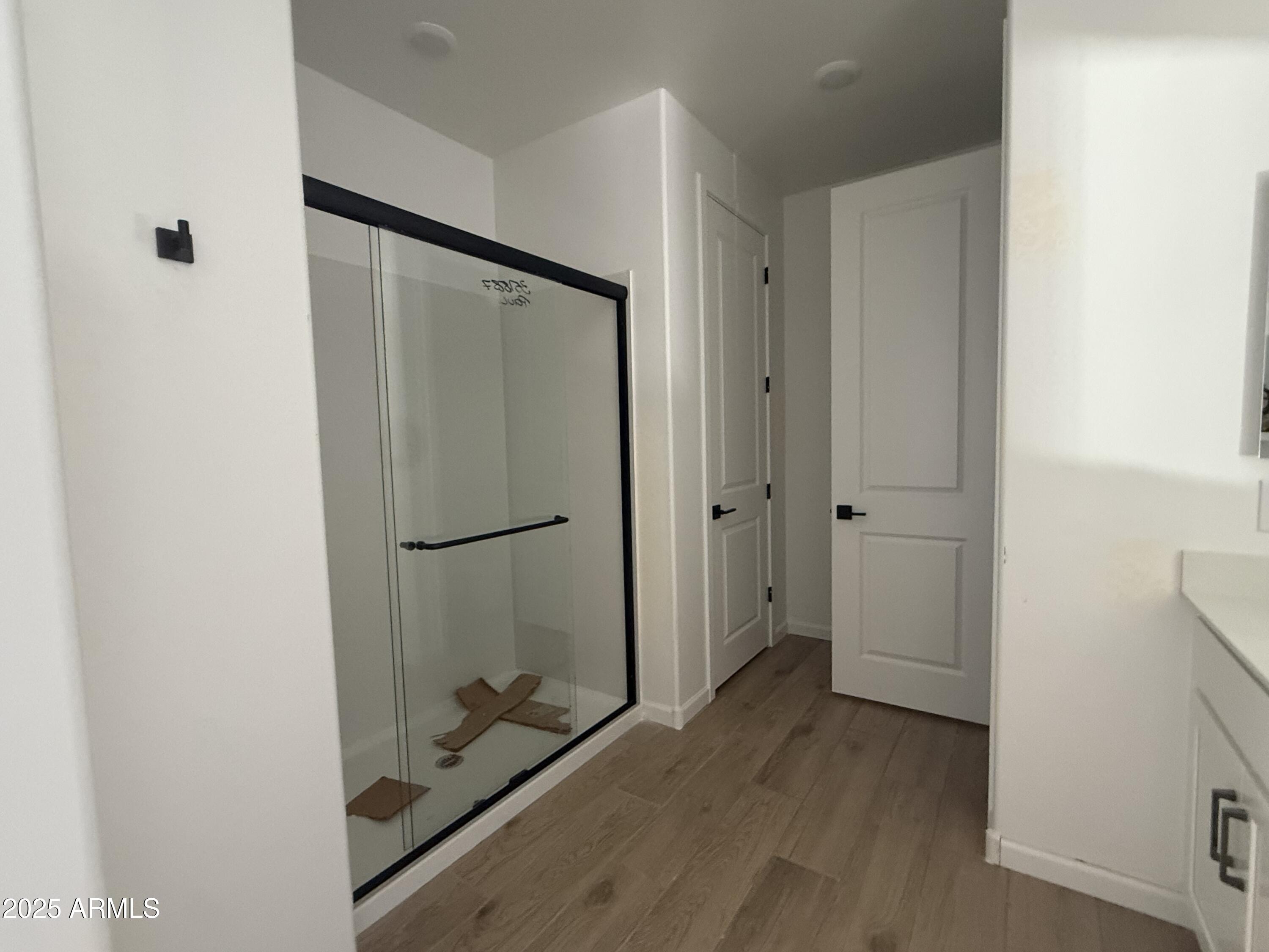 9620 W TAMARISK Avenue