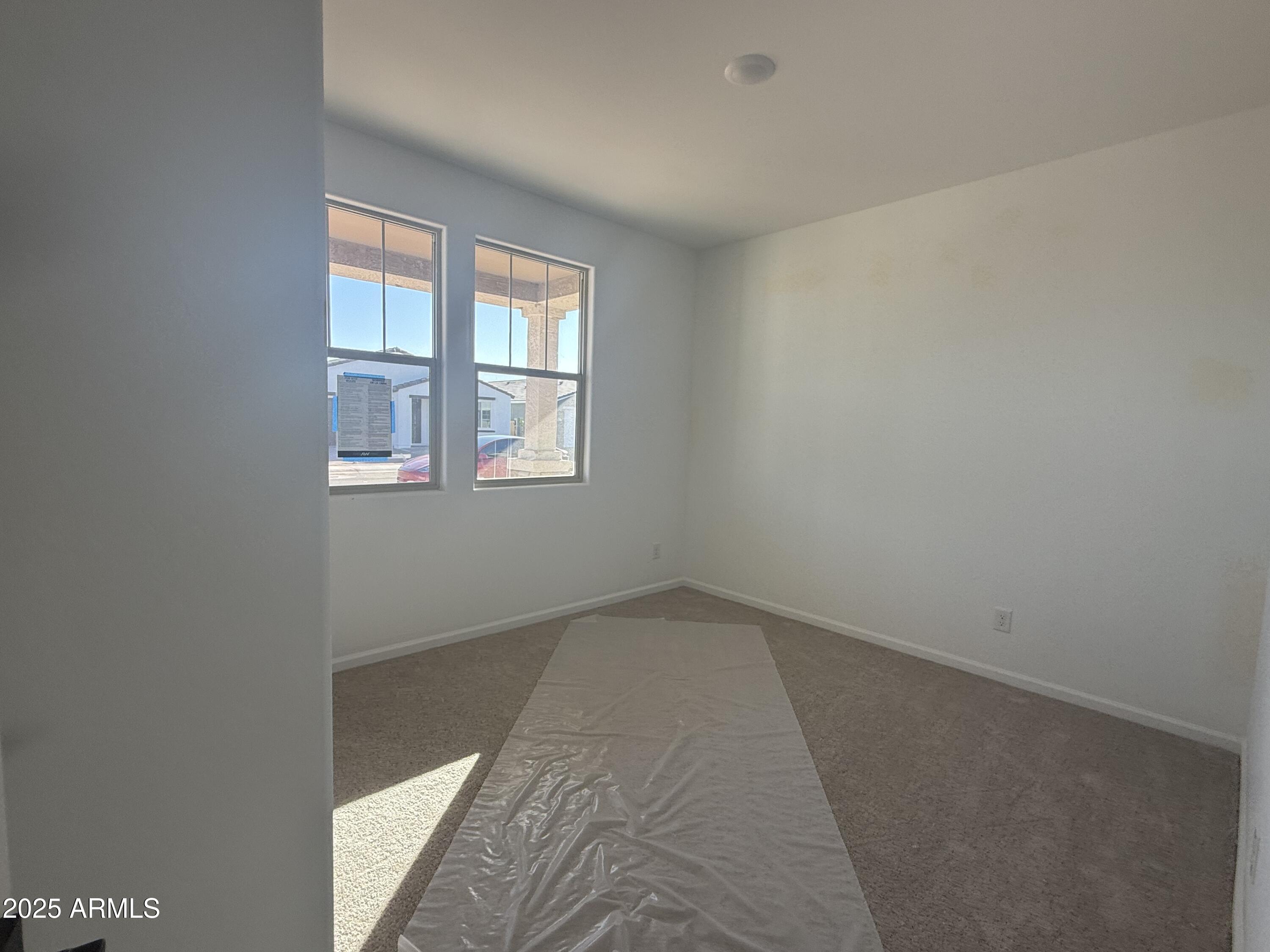 9620 W TAMARISK Avenue