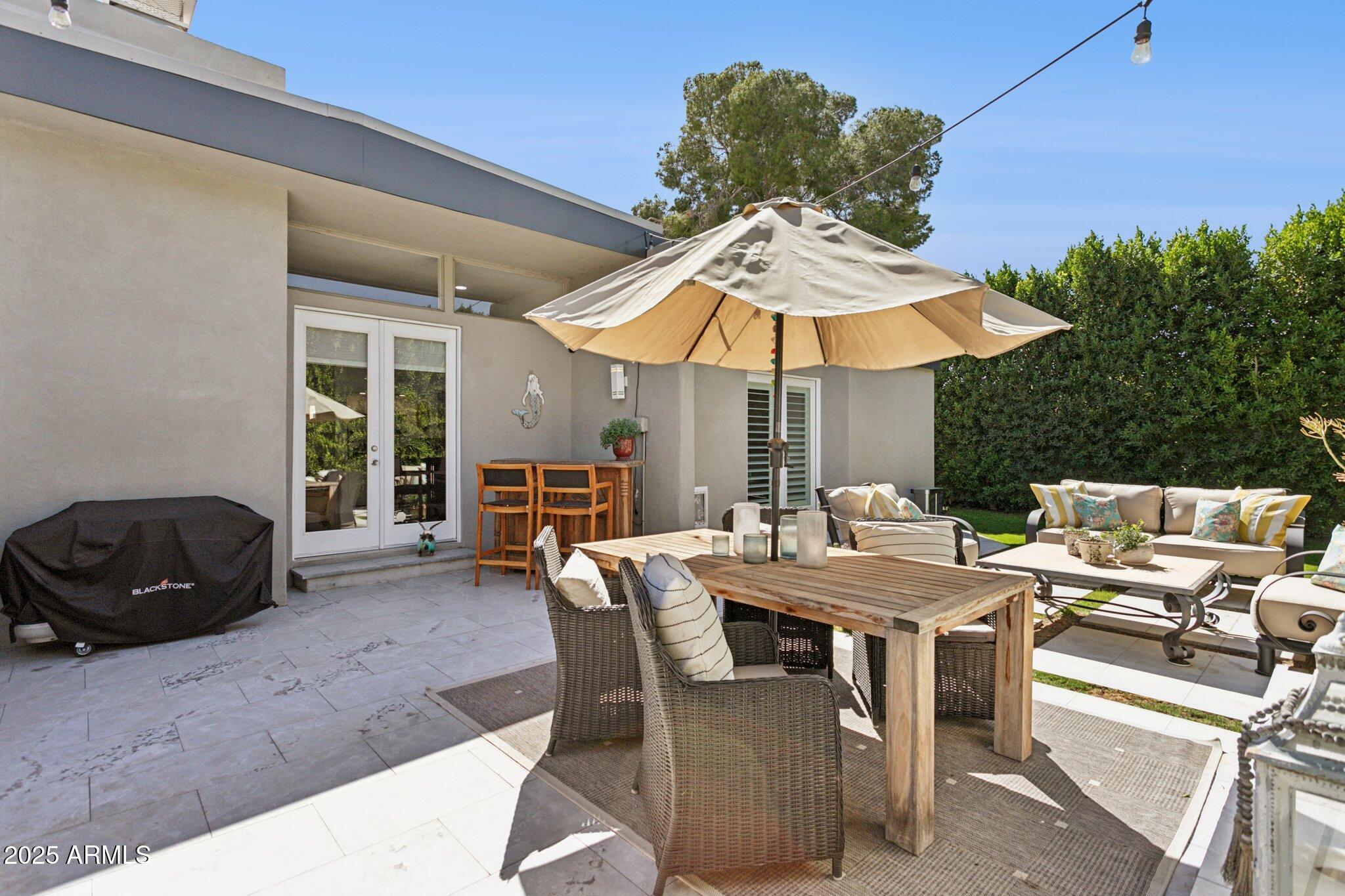 216 W Winged Foot Road