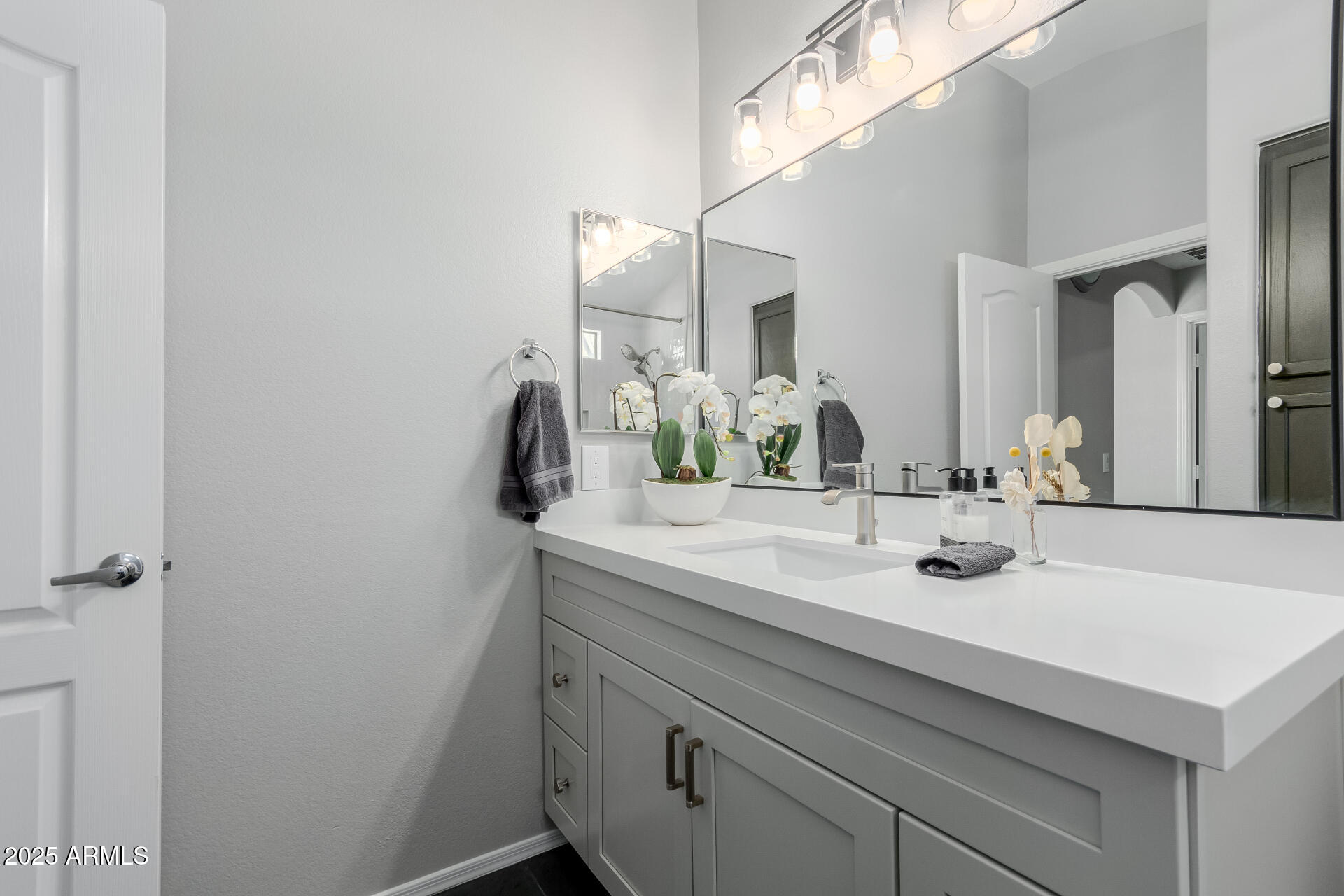 2401 E RIO SALADO Parkway, 1106, Tempe Unit: 1106