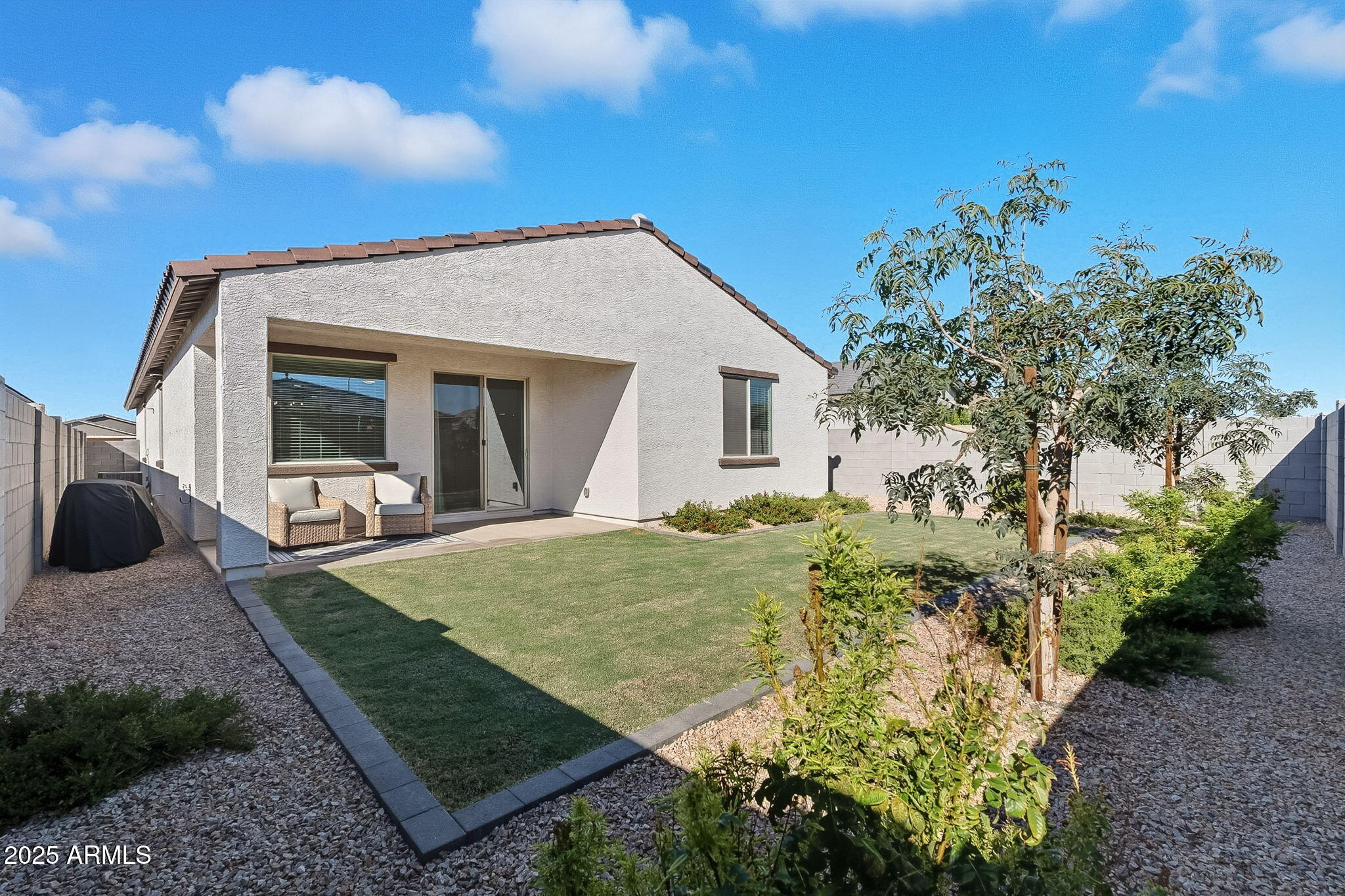 11449 E UNITY Avenue